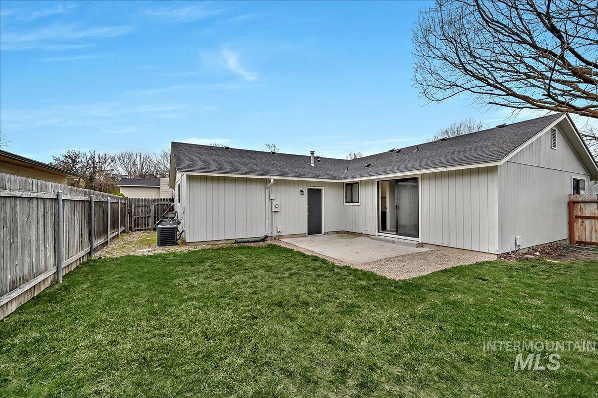 1260 E Hancock Dr., Boise, Idaho 83706, 3 Bedrooms, 2 Bathrooms, Residential For Sale, Price $429,900,MLS 98979153