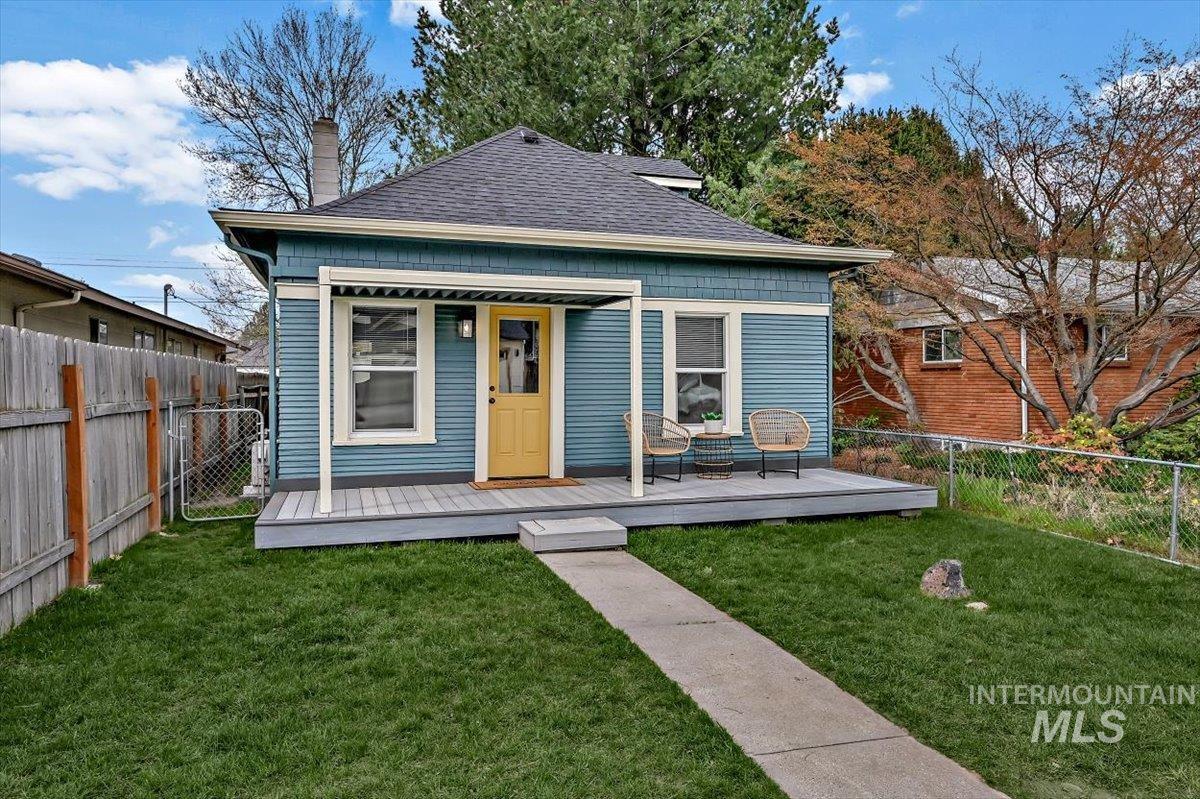1419 S Division Ave, Boise, Idaho 83706, 2 Bedrooms, 1 Bathroom, Residential For Sale, Price $389,900,MLS 98979155