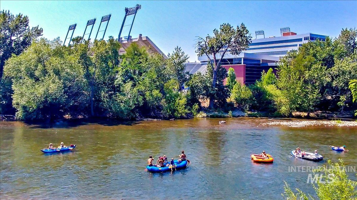 1419 S Division Ave, Boise, Idaho 83706, 2 Bedrooms, 1 Bathroom, Residential For Sale, Price $389,900,MLS 98979155