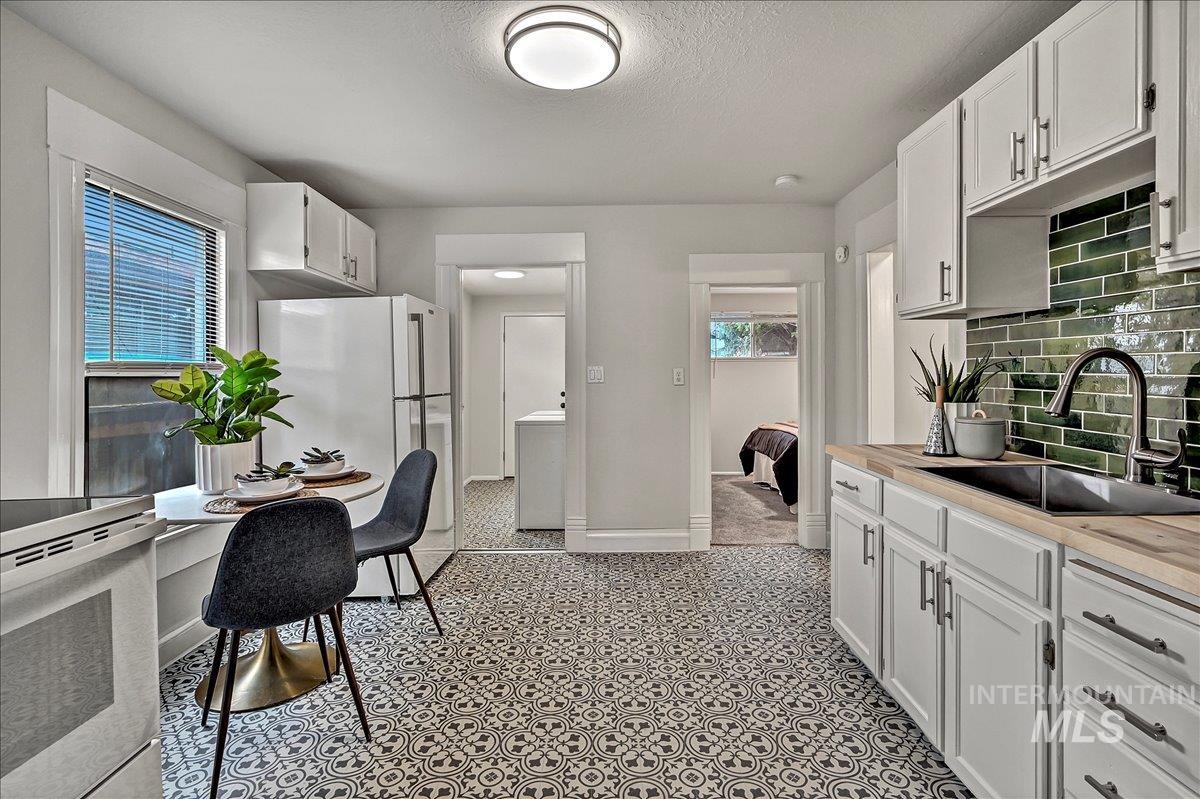 1419 S Division Ave, Boise, Idaho 83706, 2 Bedrooms, 1 Bathroom, Residential For Sale, Price $389,900,MLS 98979155