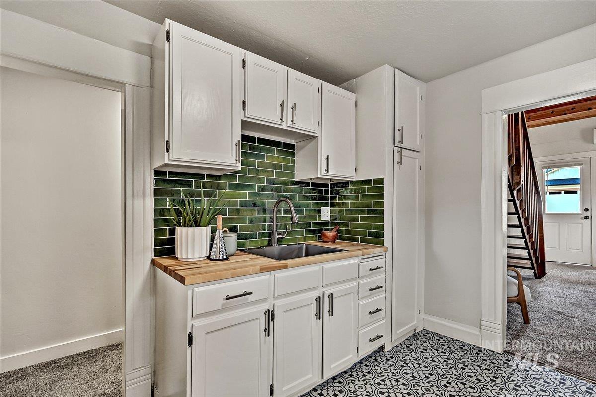 1419 S Division Ave, Boise, Idaho 83706, 2 Bedrooms, 1 Bathroom, Residential For Sale, Price $389,900,MLS 98979155