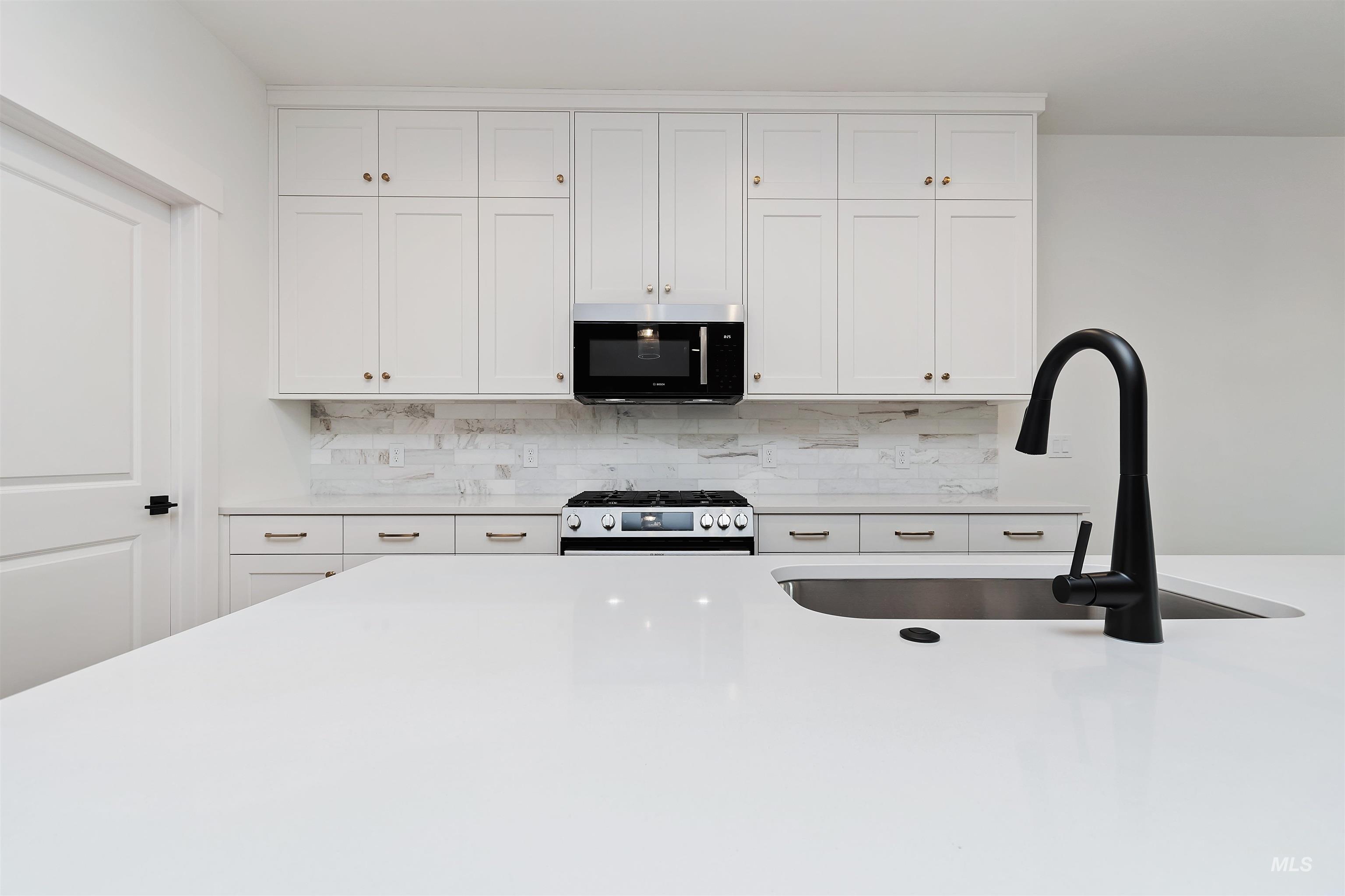 4302 Tropic Way, Caldwell, Idaho 83607, 3 Bedrooms, 2 Bathrooms, Residential For Sale, Price $479,880,MLS 98979156