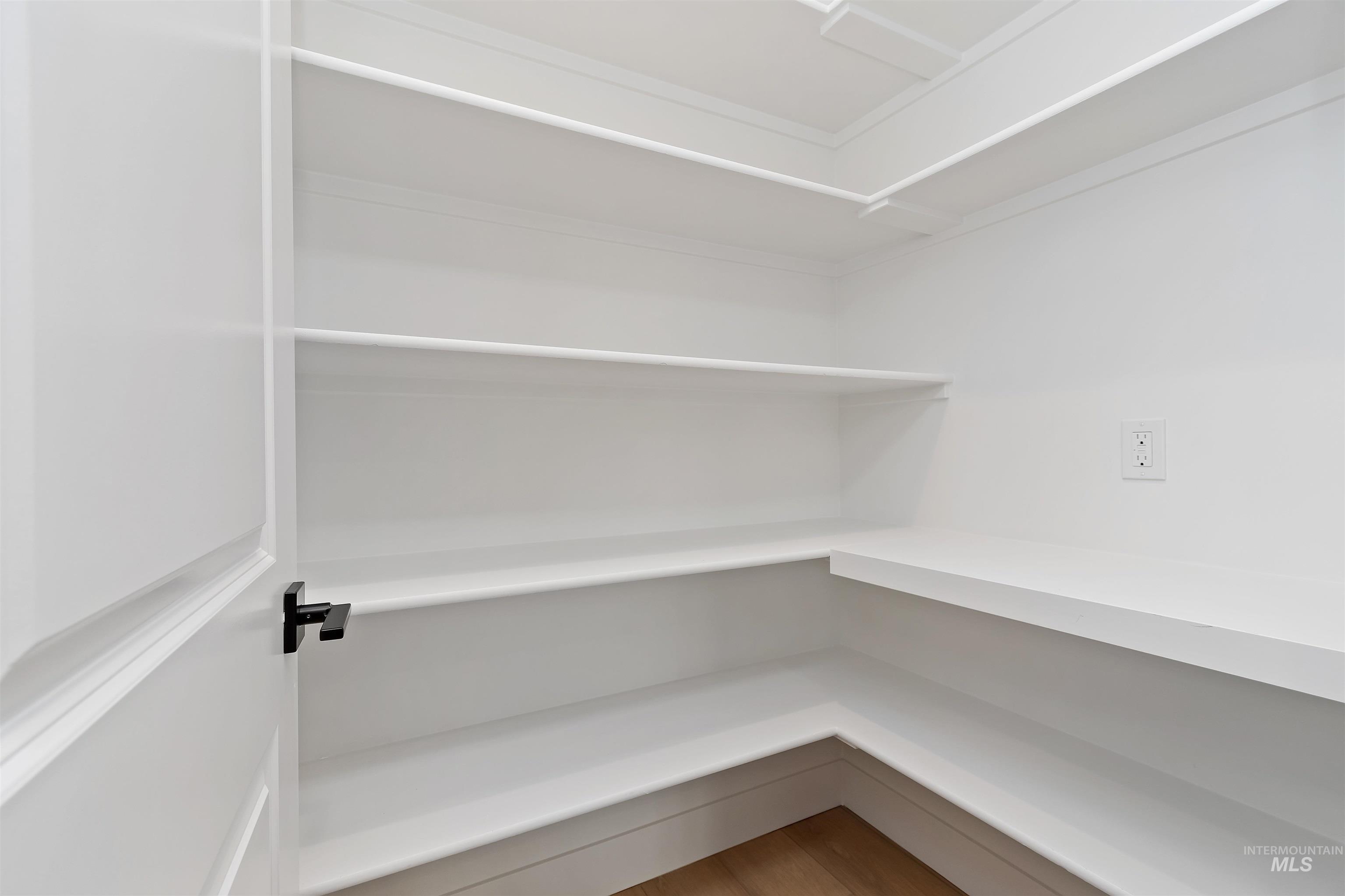 4302 Tropic Way, Caldwell, Idaho 83607, 3 Bedrooms, 2 Bathrooms, Residential For Sale, Price $479,880,MLS 98979156