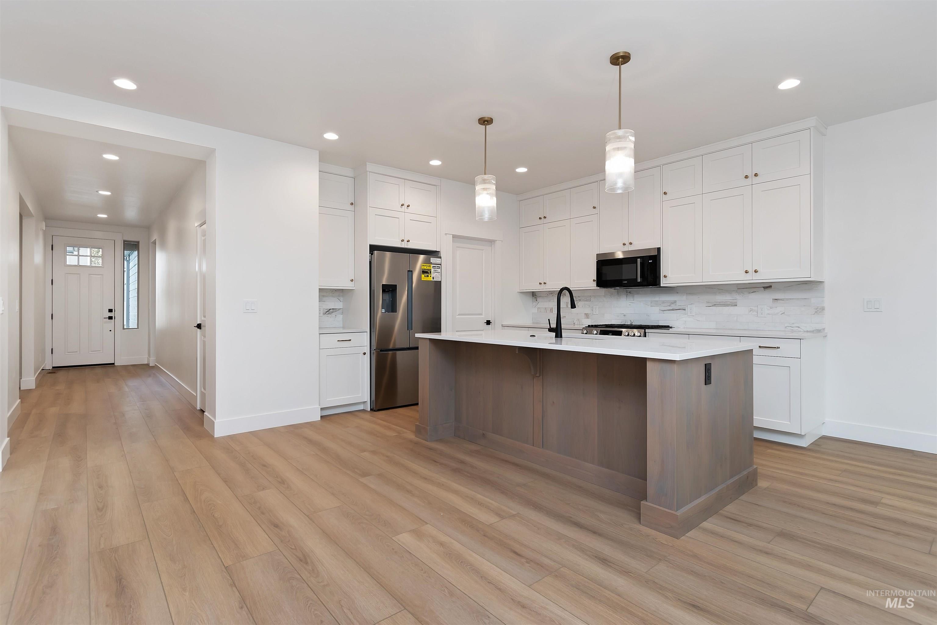 4302 Tropic Way, Caldwell, Idaho 83607, 3 Bedrooms, 2 Bathrooms, Residential For Sale, Price $479,880,MLS 98979156