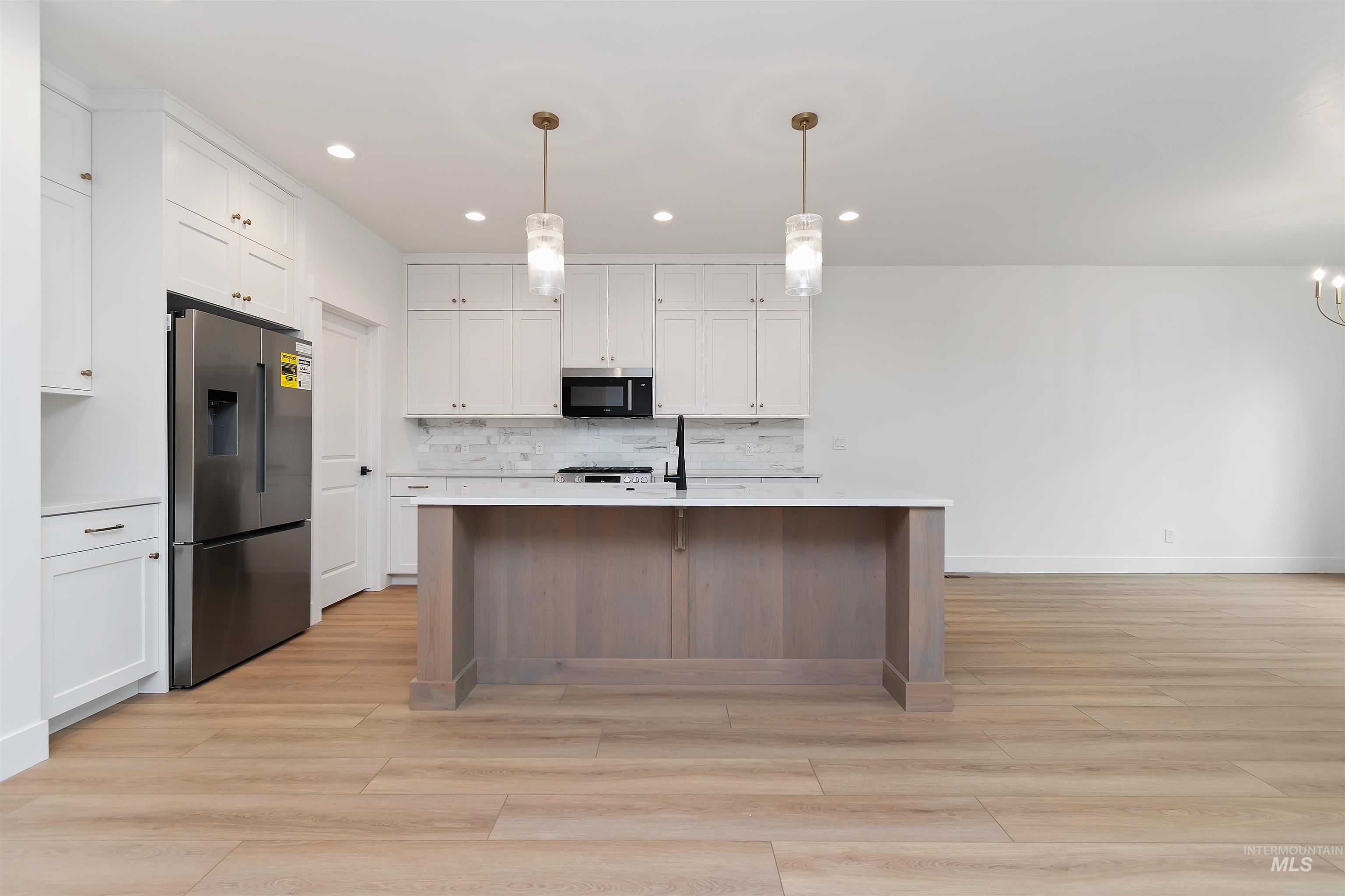 4302 Tropic Way, Caldwell, Idaho 83607, 3 Bedrooms, 2 Bathrooms, Residential For Sale, Price $479,880,MLS 98979156