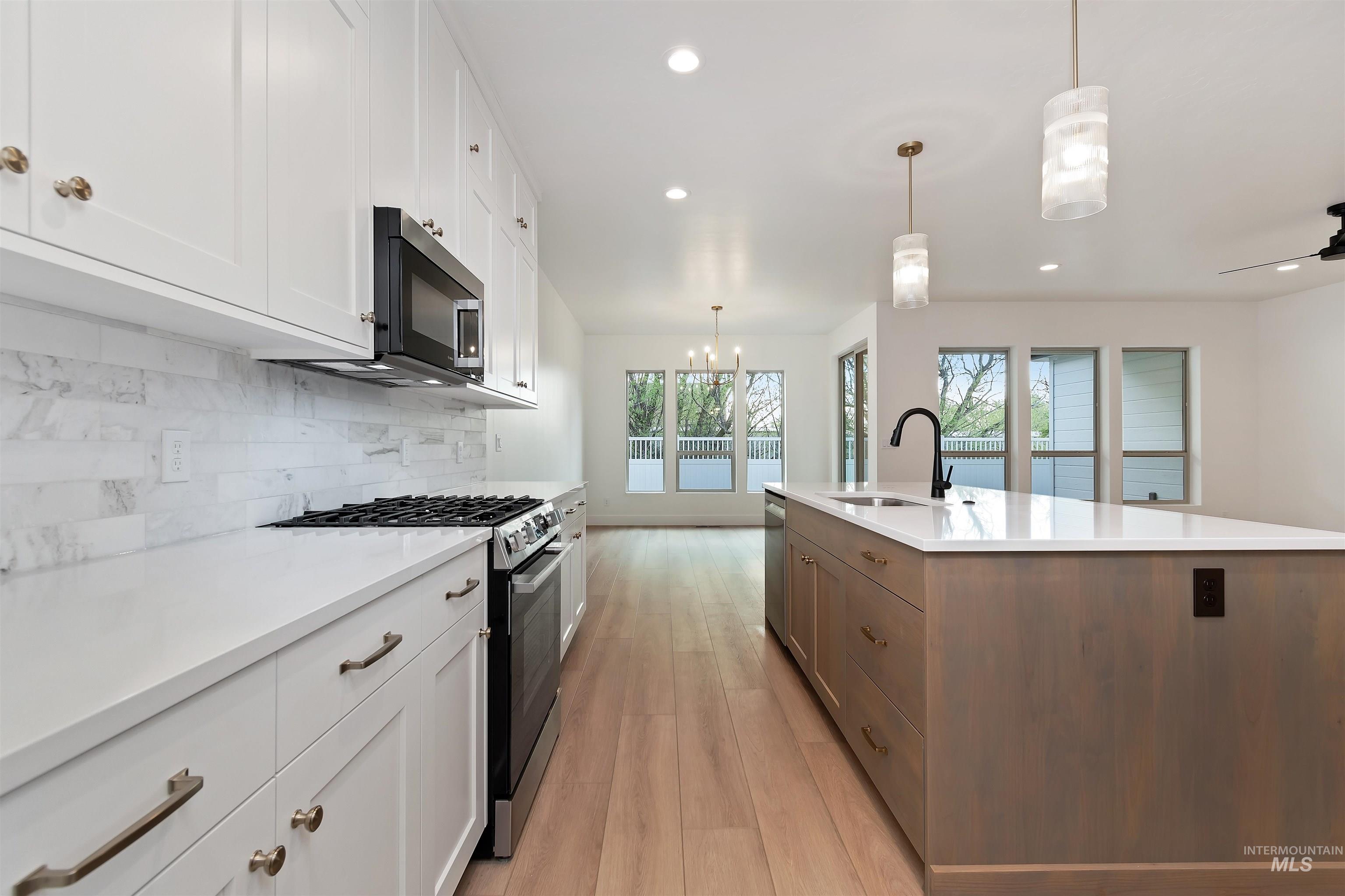 4302 Tropic Way, Caldwell, Idaho 83607, 3 Bedrooms, 2 Bathrooms, Residential For Sale, Price $479,880,MLS 98979156