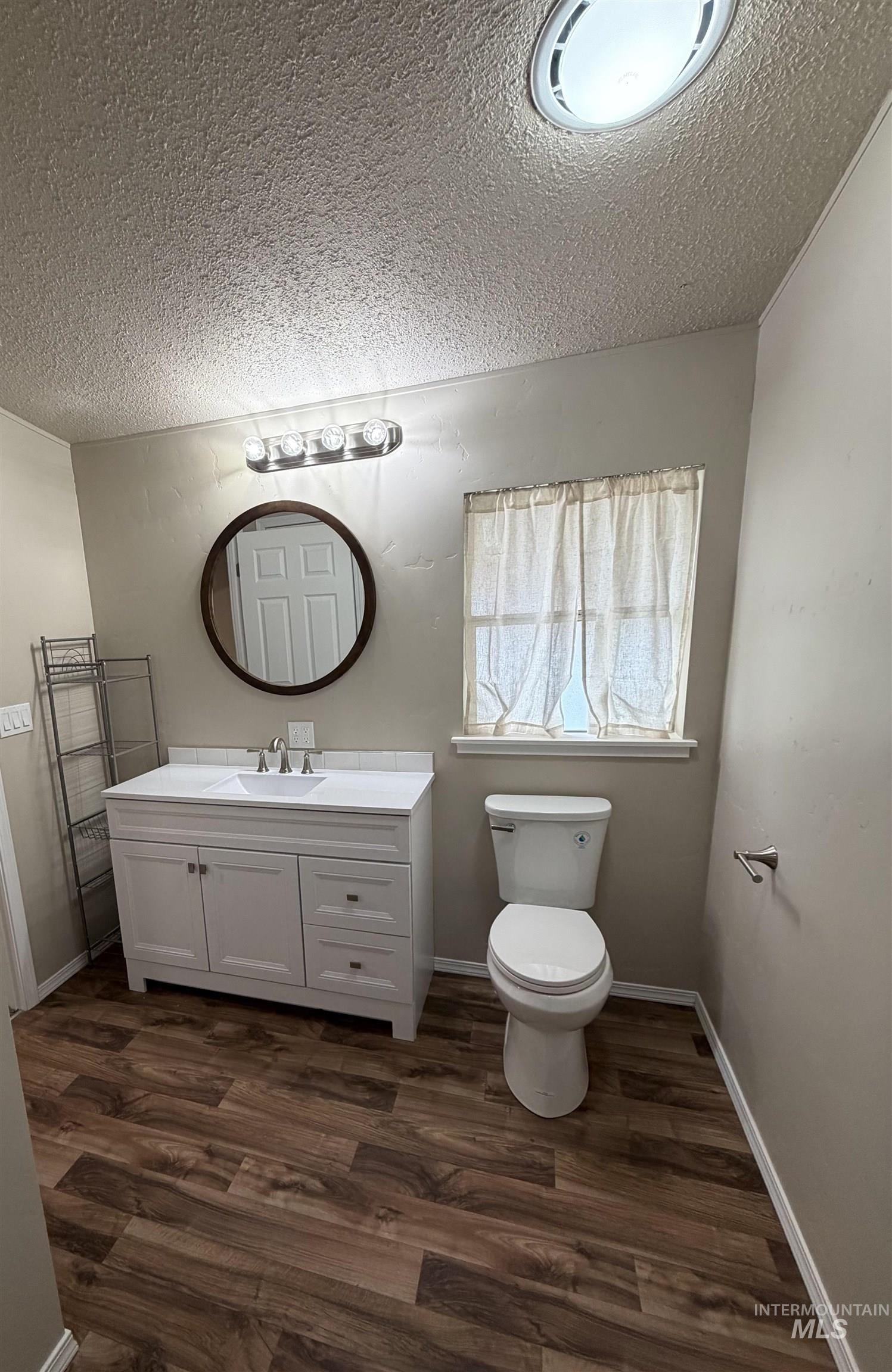 815 E Liberty, Weiser, Idaho 83672, 3 Bedrooms, 2 Bathrooms, Residential For Sale, Price $325,000,MLS 98979160