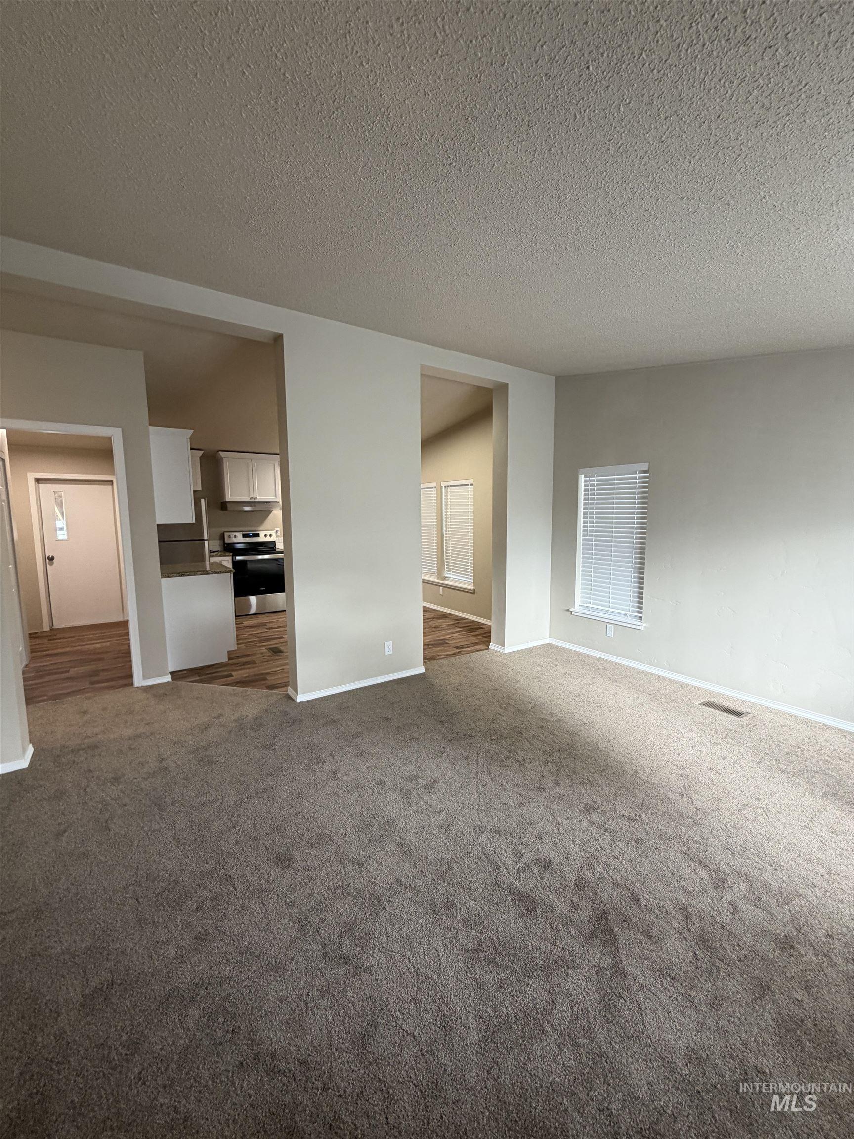 815 E Liberty, Weiser, Idaho 83672, 3 Bedrooms, 2 Bathrooms, Residential For Sale, Price $325,000,MLS 98979160