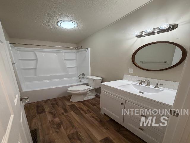 815 E Liberty, Weiser, Idaho 83672, 3 Bedrooms, 2 Bathrooms, Residential For Sale, Price $325,000,MLS 98979160