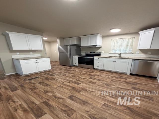 815 E Liberty, Weiser, Idaho 83672, 3 Bedrooms, 2 Bathrooms, Residential For Sale, Price $325,000,MLS 98979160