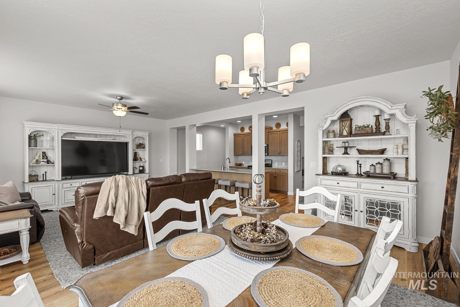 4421 E Sportivo Dr, Meridian, Idaho 83642, 4 Bedrooms, 2.5 Bathrooms, Residential For Sale, Price $474,900,MLS 98979161