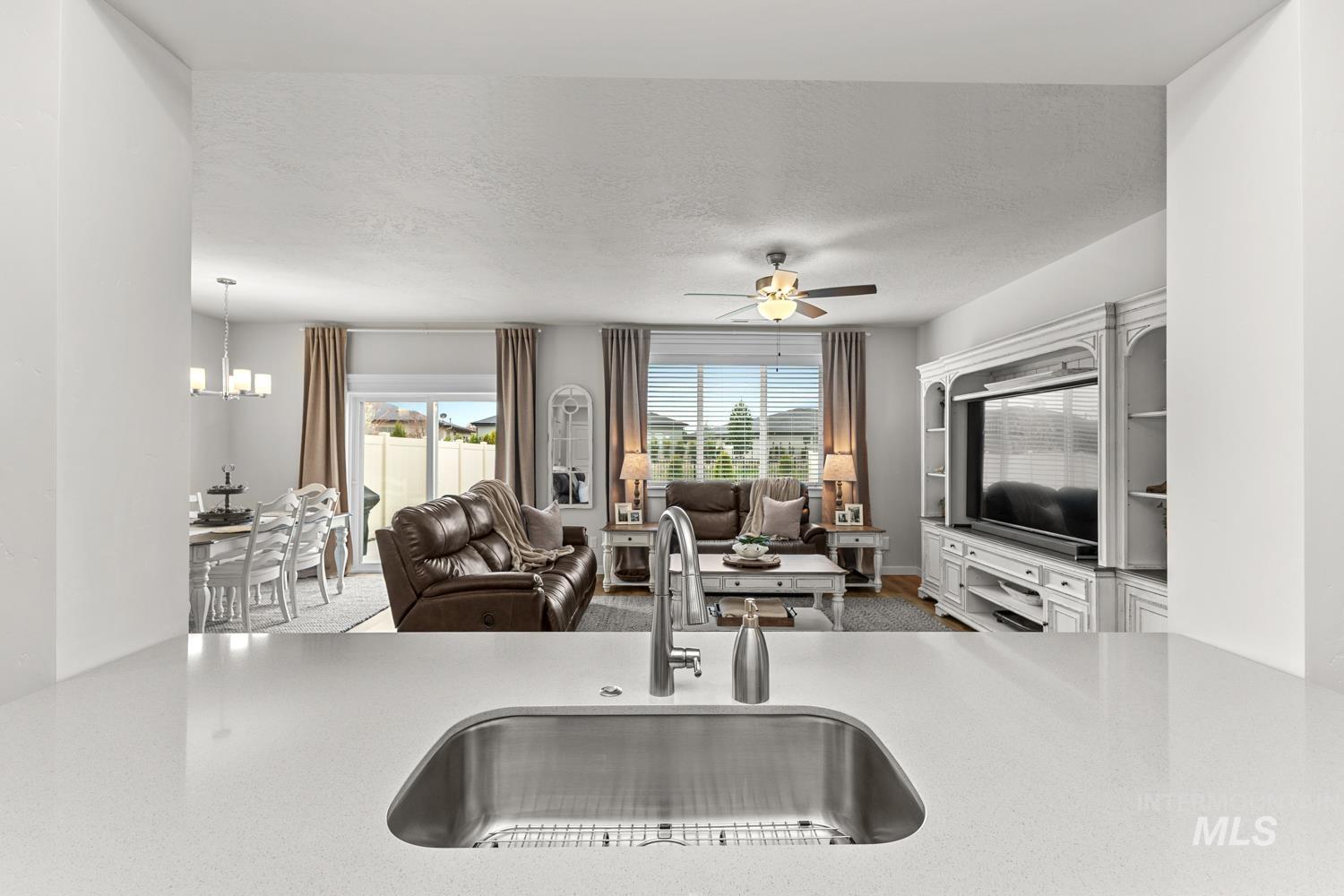 4421 E Sportivo Dr, Meridian, Idaho 83642, 4 Bedrooms, 2.5 Bathrooms, Residential For Sale, Price $474,900,MLS 98979161