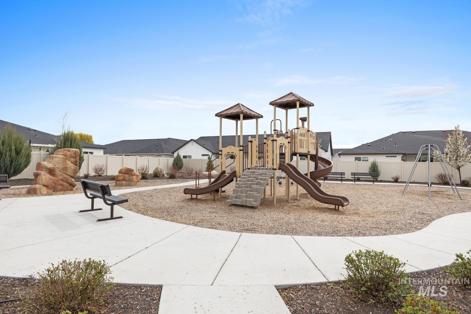 4421 E Sportivo Dr, Meridian, Idaho 83642, 4 Bedrooms, 2.5 Bathrooms, Residential For Sale, Price $474,900,MLS 98979161