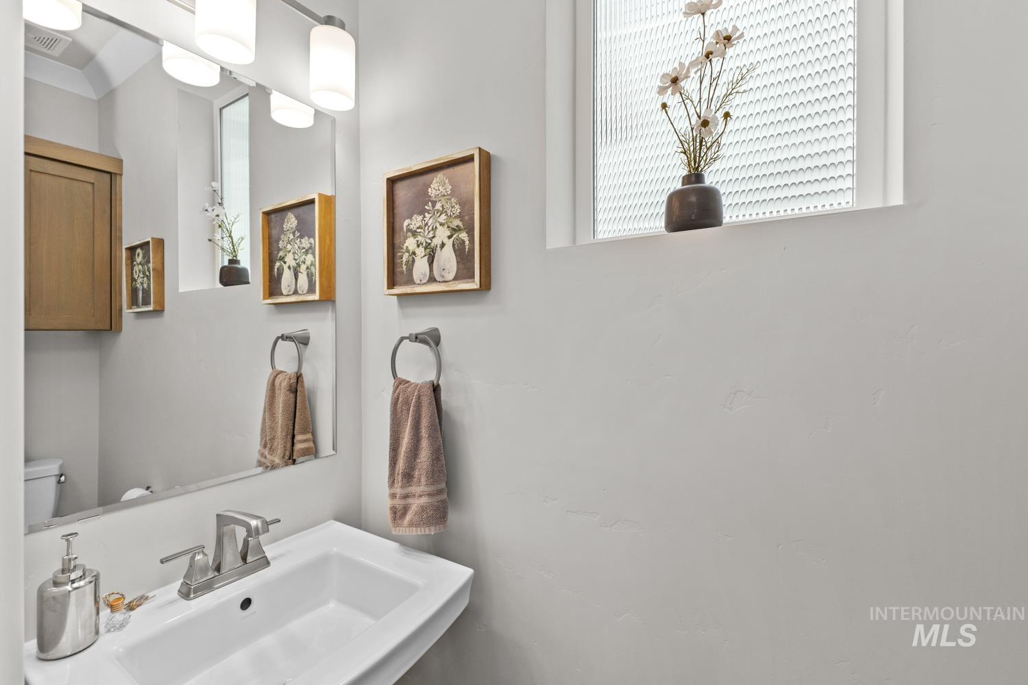 4421 E Sportivo Dr, Meridian, Idaho 83642, 4 Bedrooms, 2.5 Bathrooms, Residential For Sale, Price $474,900,MLS 98979161