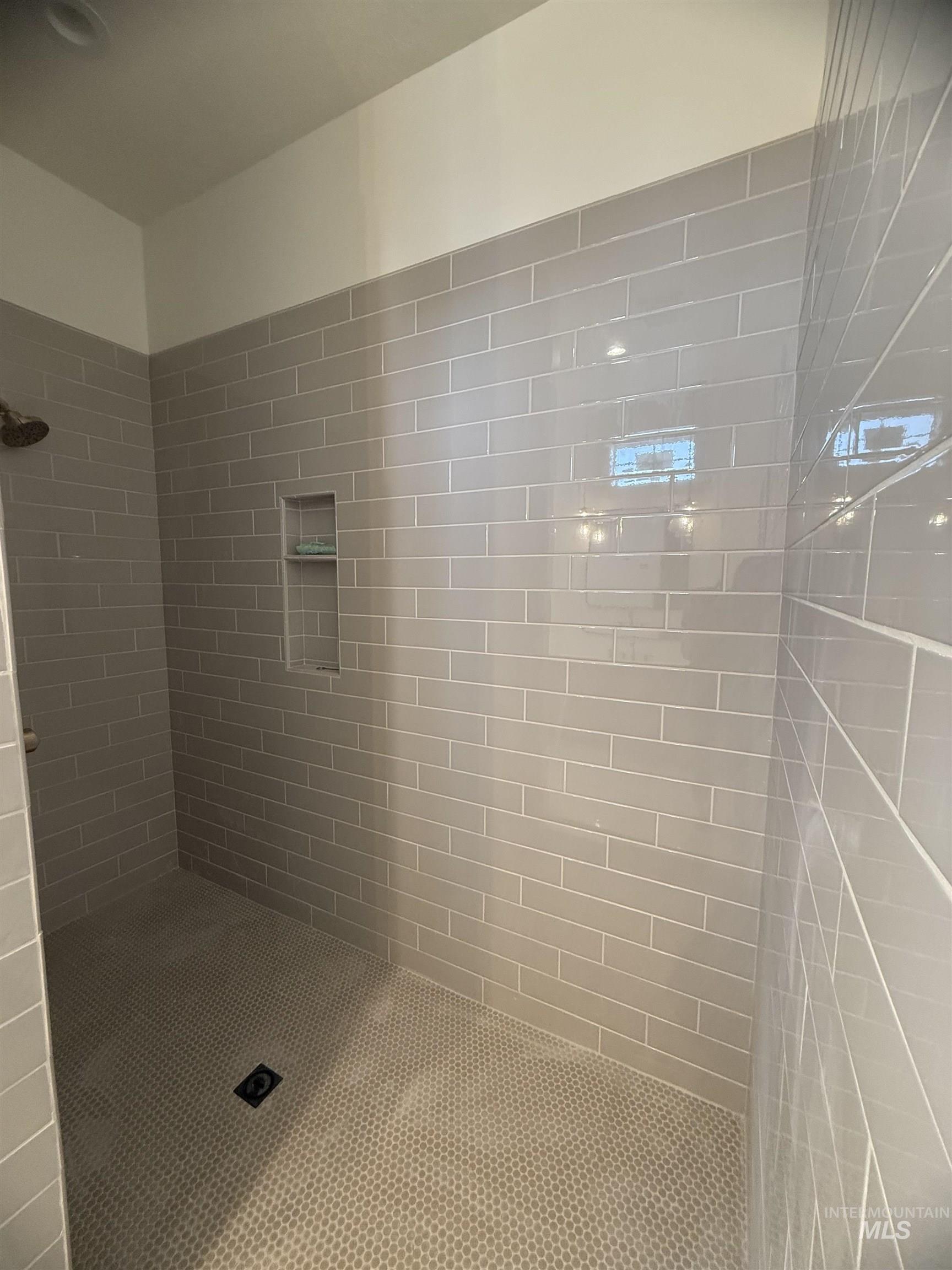 24921 Belgian Way, Middleton, Idaho 83644, 5 Bedrooms, 4 Bathrooms, Residential For Sale, Price $1,350,000,MLS 98979163