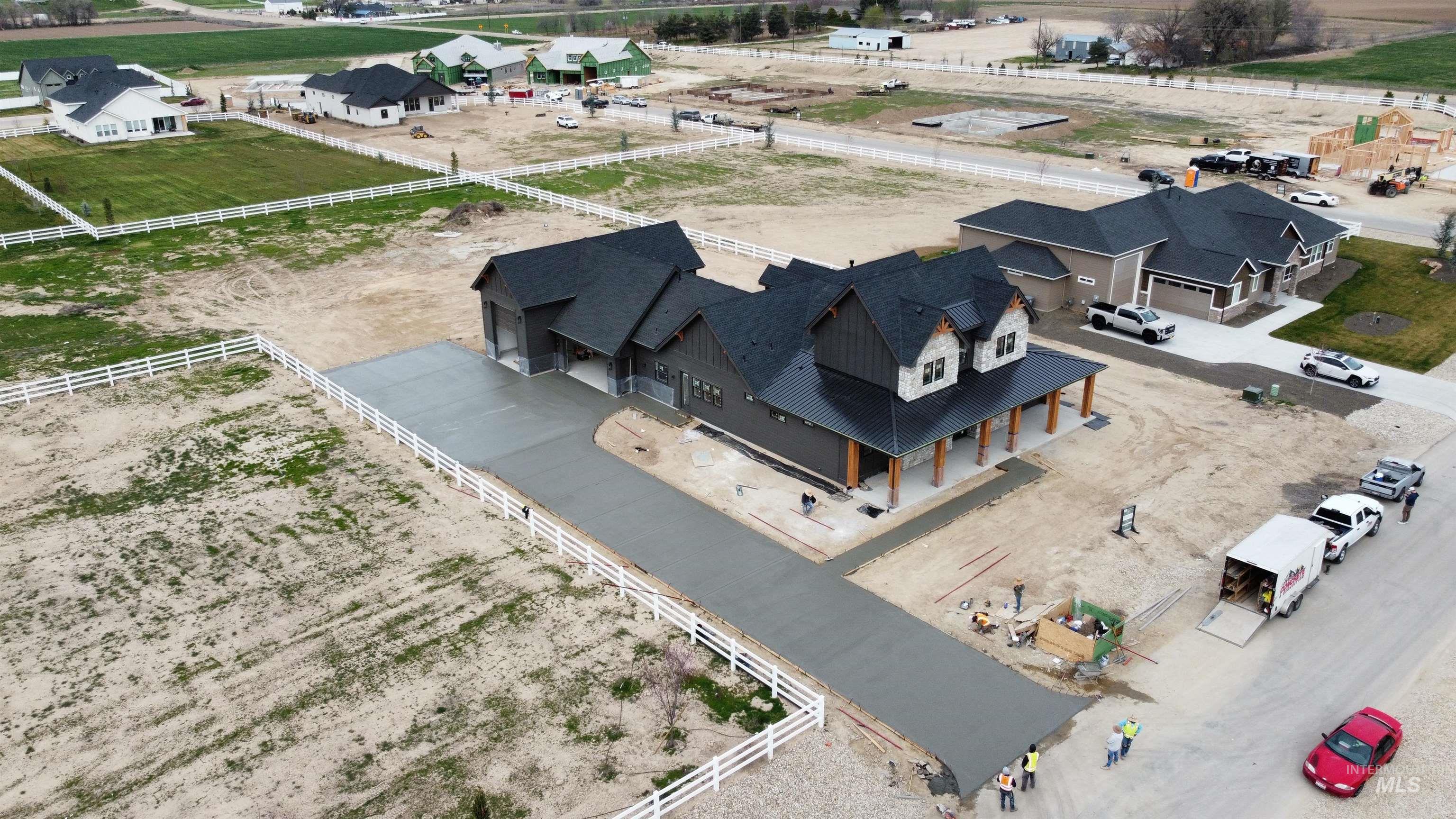 24921 Belgian Way, Middleton, Idaho 83644, 5 Bedrooms, 4 Bathrooms, Residential For Sale, Price $1,350,000,MLS 98979163