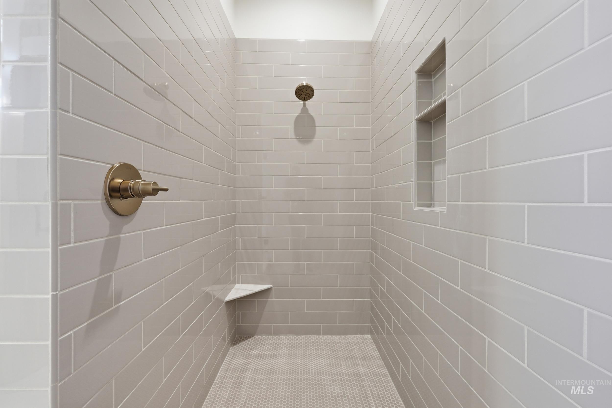 24921 Belgian Way, Middleton, Idaho 83644, 5 Bedrooms, 4 Bathrooms, Residential For Sale, Price $1,375,000,MLS 98979163