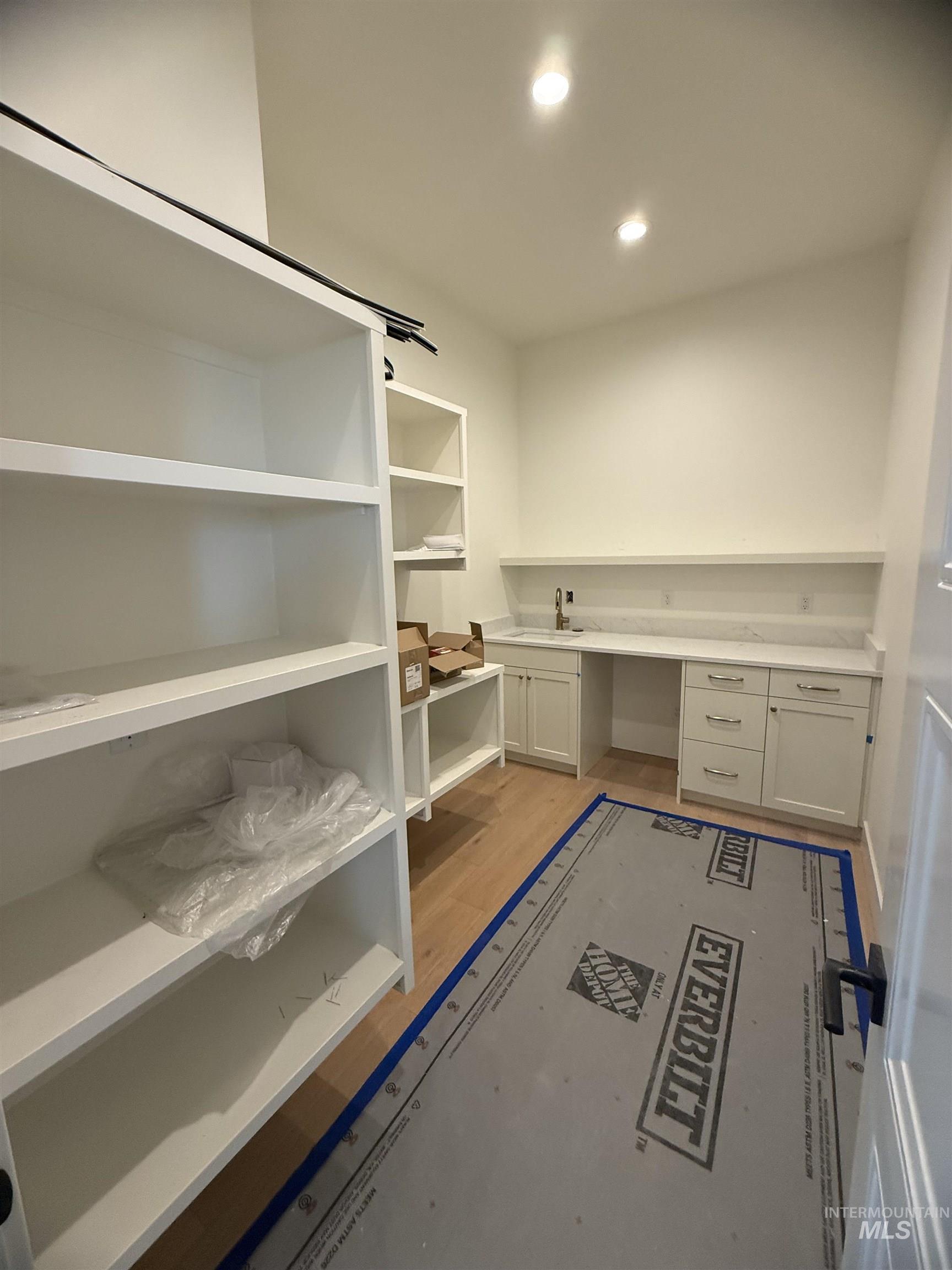 24921 Belgian Way, Middleton, Idaho 83644, 5 Bedrooms, 4 Bathrooms, Residential For Sale, Price $1,350,000,MLS 98979163