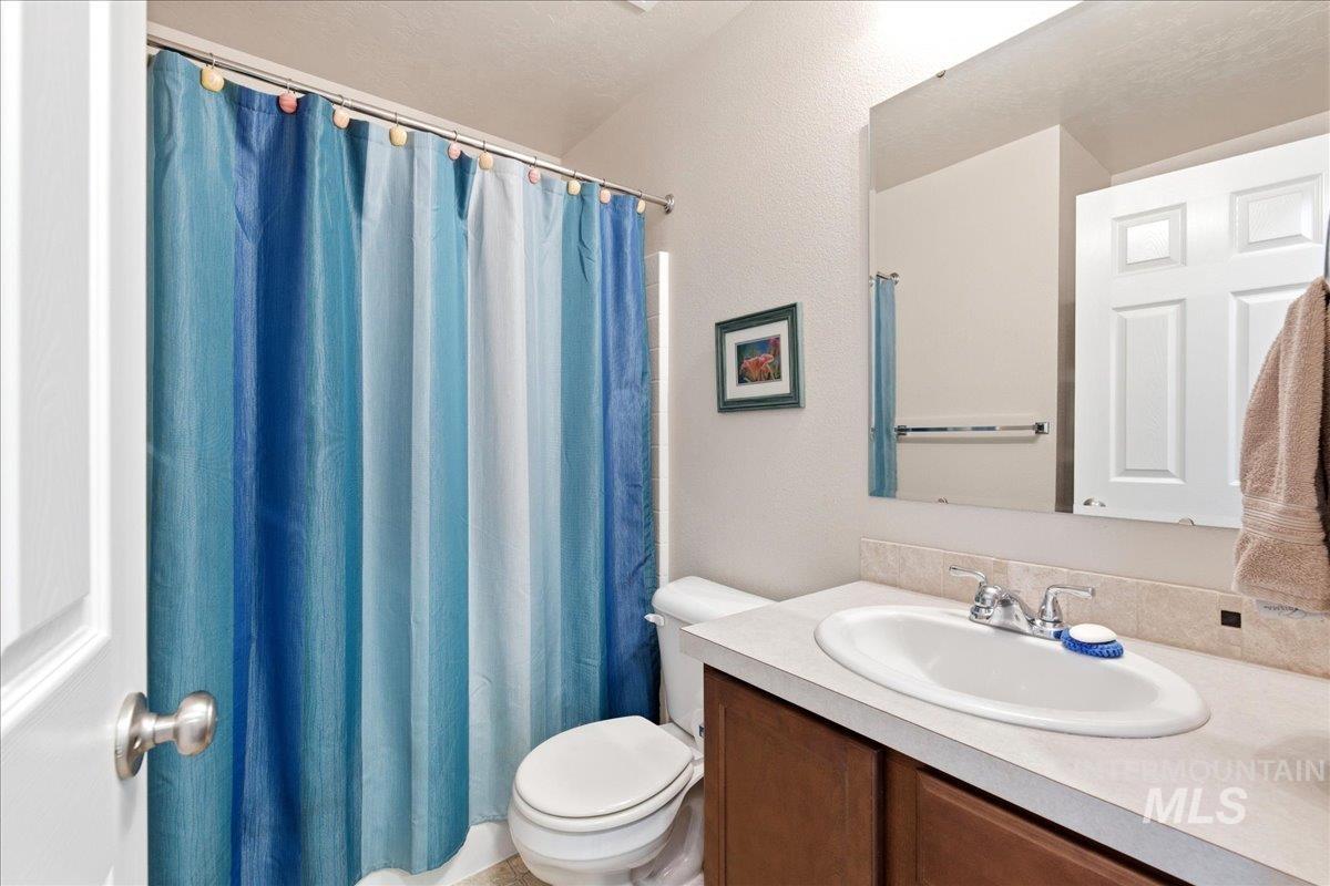 13622 Orlando Street, Caldwell, Idaho 83607, 3 Bedrooms, 2 Bathrooms, Residential For Sale, Price $384,900,MLS 98979165