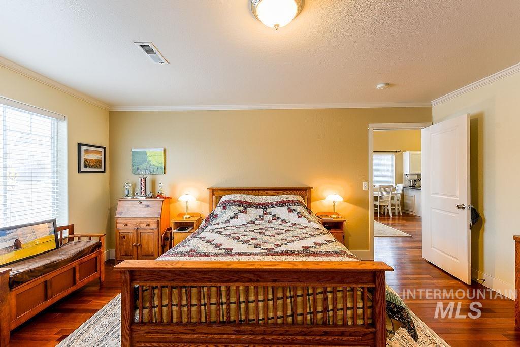 2609 White Ave., Moscow, Idaho 83843, 3 Bedrooms, 2 Bathrooms, Residential For Sale, Price $449,000,MLS 98979166