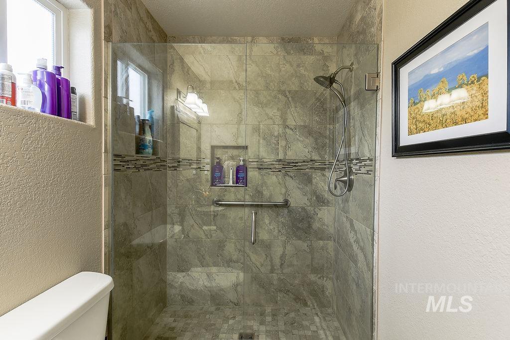 2609 White Ave., Moscow, Idaho 83843, 3 Bedrooms, 2 Bathrooms, Residential For Sale, Price $449,000,MLS 98979166