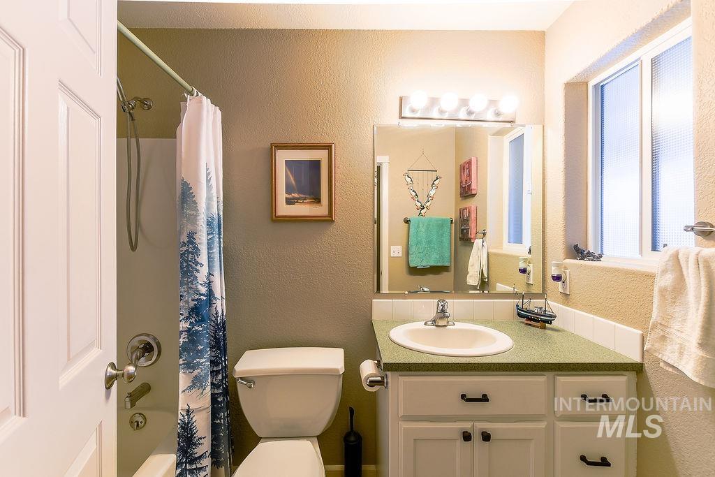 2609 White Ave., Moscow, Idaho 83843, 3 Bedrooms, 2 Bathrooms, Residential For Sale, Price $449,000,MLS 98979166