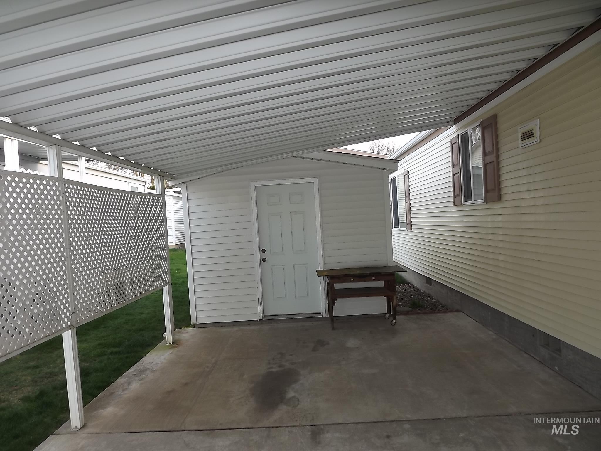 3610 15th Street, Space 15, Lewiston, Idaho 83501, 2 Bedrooms, 2 Bathrooms, Residential For Sale, Price $122,500,MLS 98979169