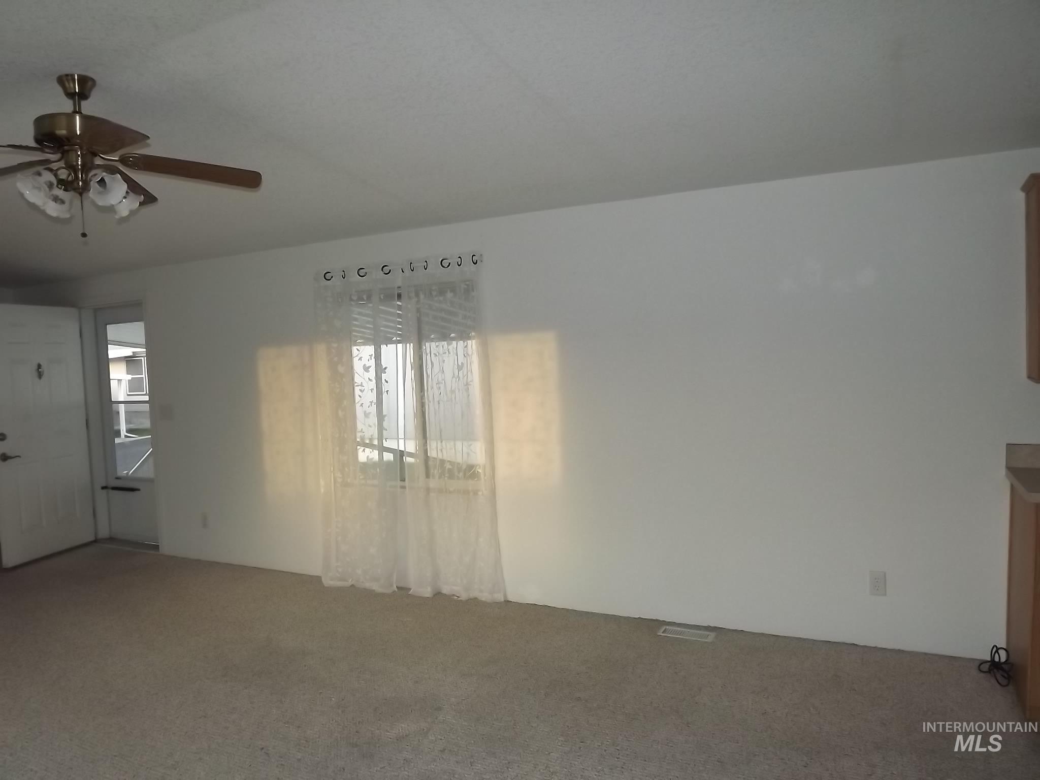 3610 15th Street, Space 15, Lewiston, Idaho 83501, 2 Bedrooms, 2 Bathrooms, Residential For Sale, Price $122,500,MLS 98979169