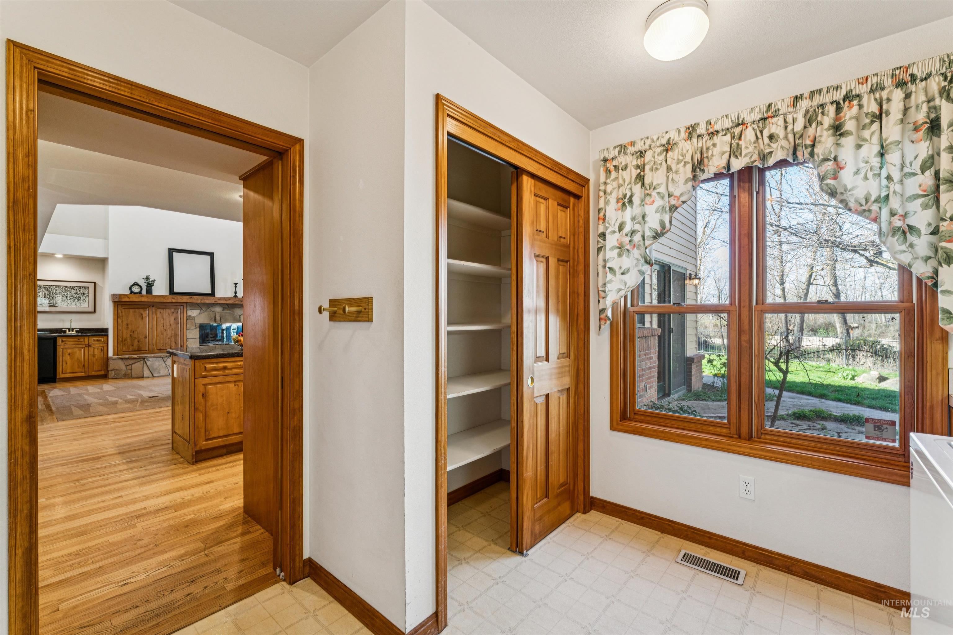 6417 W Plantation Lane, Boise, Idaho 83703, 4 Bedrooms, 3.5 Bathrooms, Residential For Sale, Price $1,550,000, 98979171