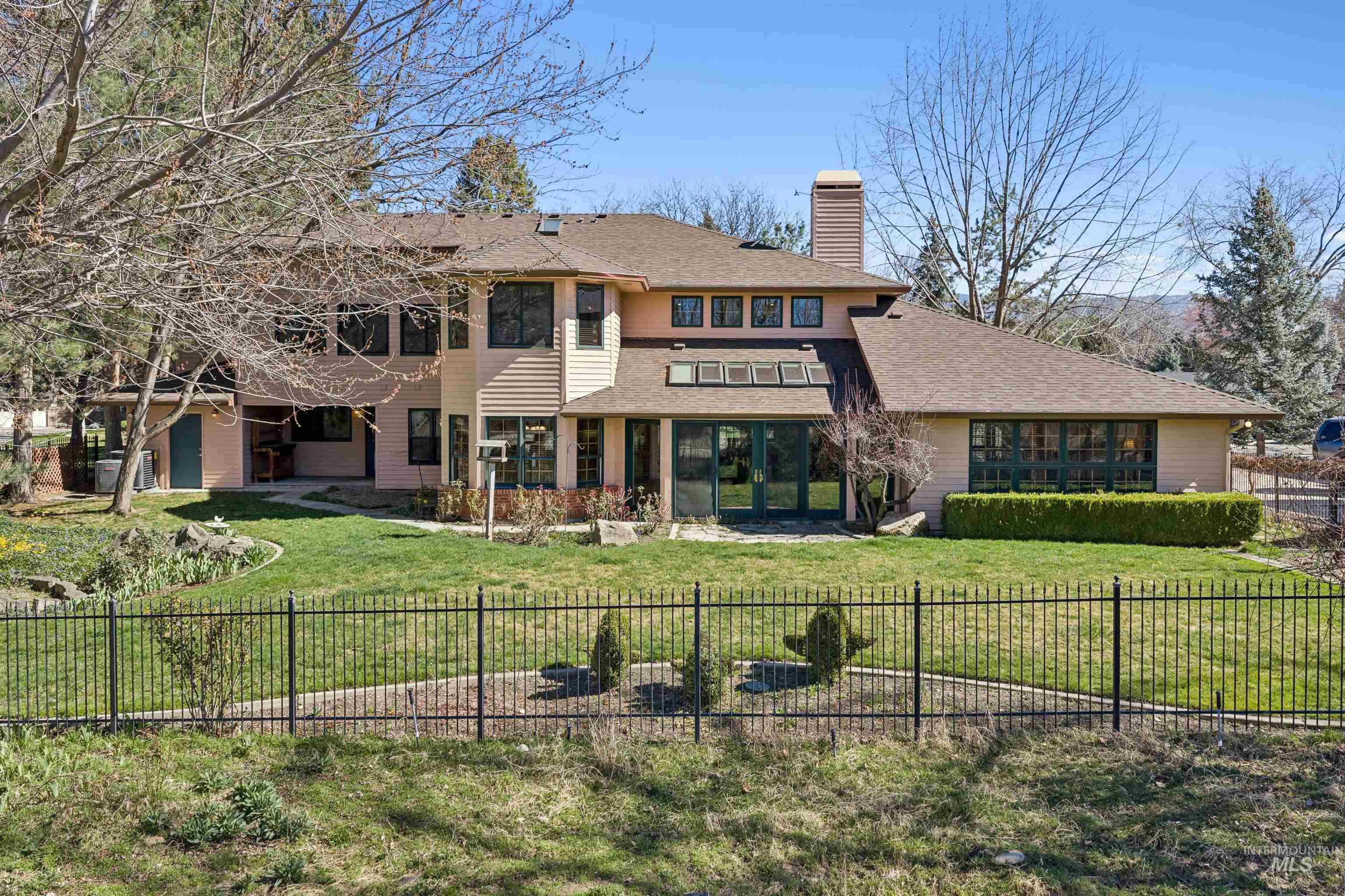 6417 W Plantation Lane, Boise, Idaho 83703, 4 Bedrooms, 3.5 Bathrooms, Residential For Sale, Price $1,550,000, 98979171