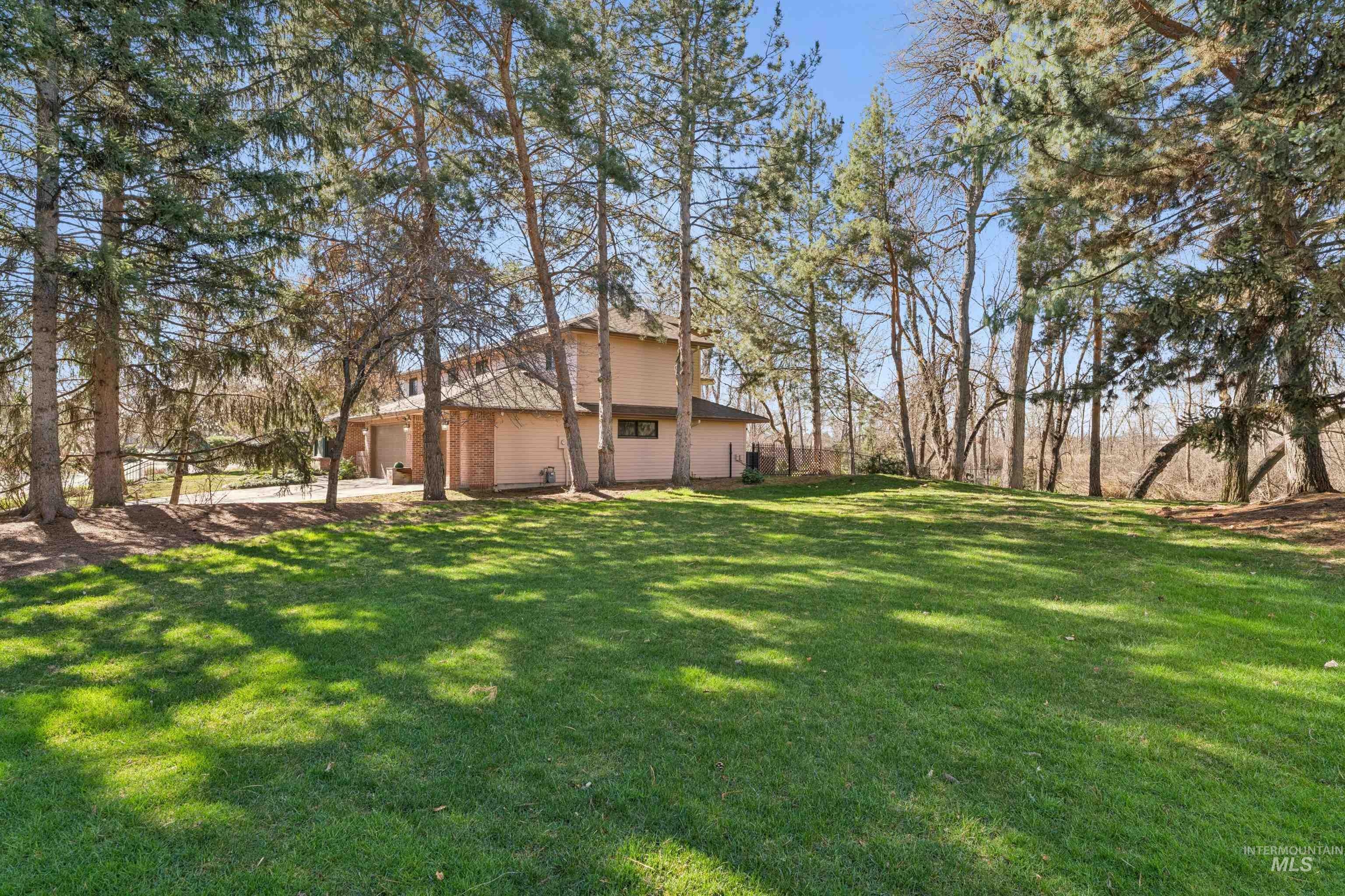 6417 W Plantation Lane, Boise, Idaho 83703, 4 Bedrooms, 3.5 Bathrooms, Residential For Sale, Price $1,550,000, 98979171