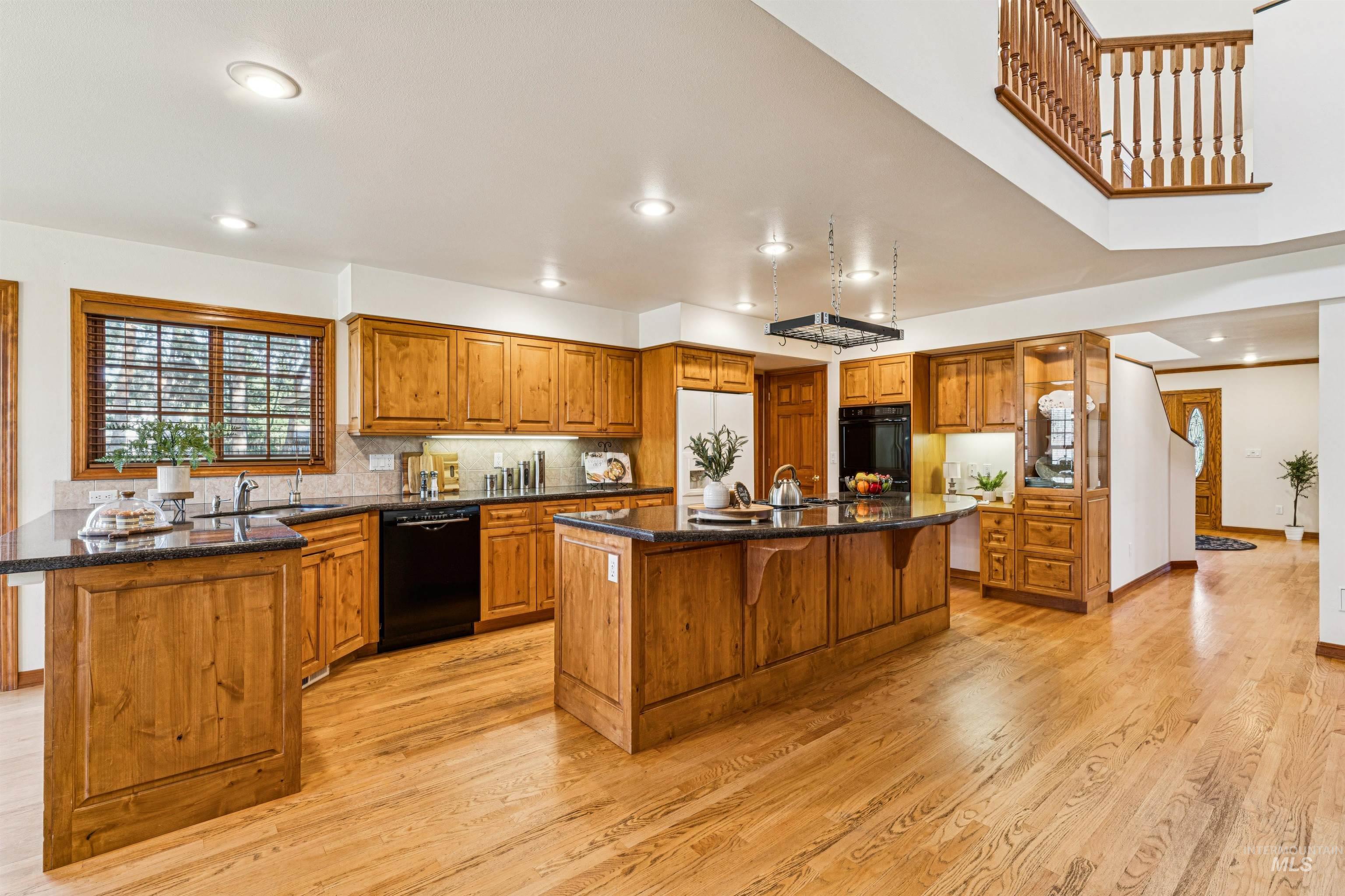 6417 W Plantation Lane, Boise, Idaho 83703, 4 Bedrooms, 3.5 Bathrooms, Residential For Sale, Price $1,550,000, 98979171