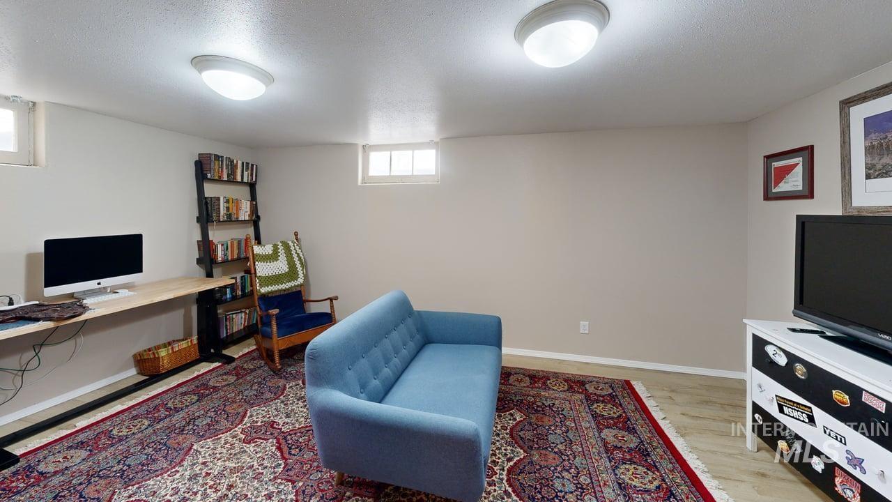 1220 3rd St, Clarkston, Washington 99403, 3 Bedrooms, 2 Bathrooms, Residential For Sale, Price $384,900,MLS 98979172