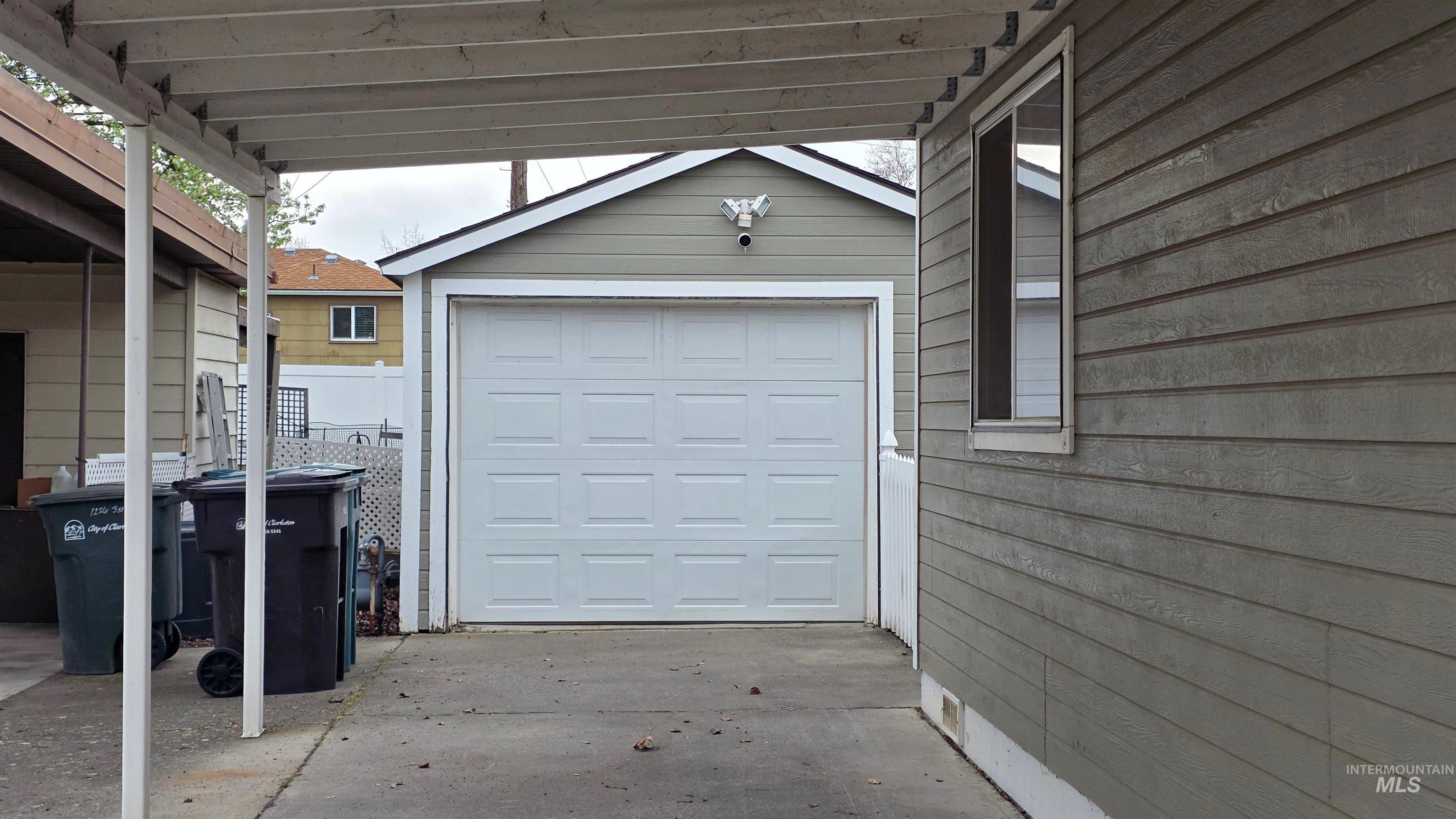 1220 3rd St, Clarkston, Washington 99403, 3 Bedrooms, 2 Bathrooms, Residential For Sale, Price $384,900,MLS 98979172