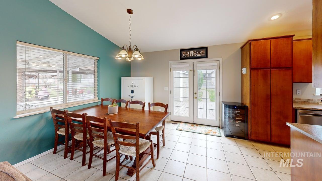 1220 3rd St, Clarkston, Washington 99403, 3 Bedrooms, 2 Bathrooms, Residential For Sale, Price $384,900,MLS 98979172