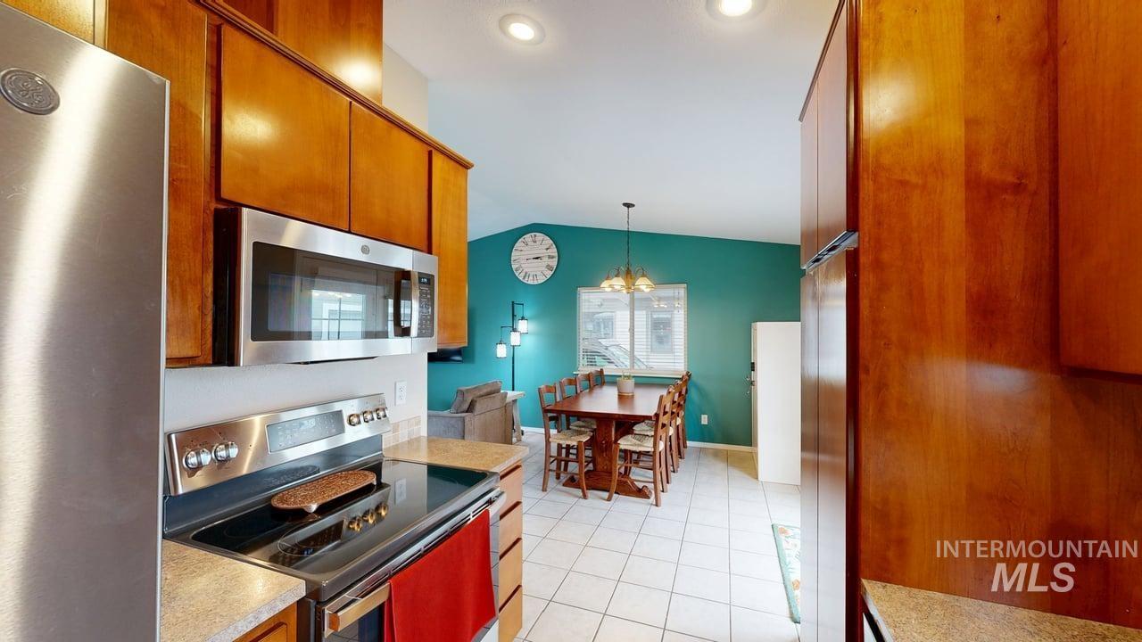 1220 3rd St, Clarkston, Washington 99403, 3 Bedrooms, 2 Bathrooms, Residential For Sale, Price $384,900,MLS 98979172