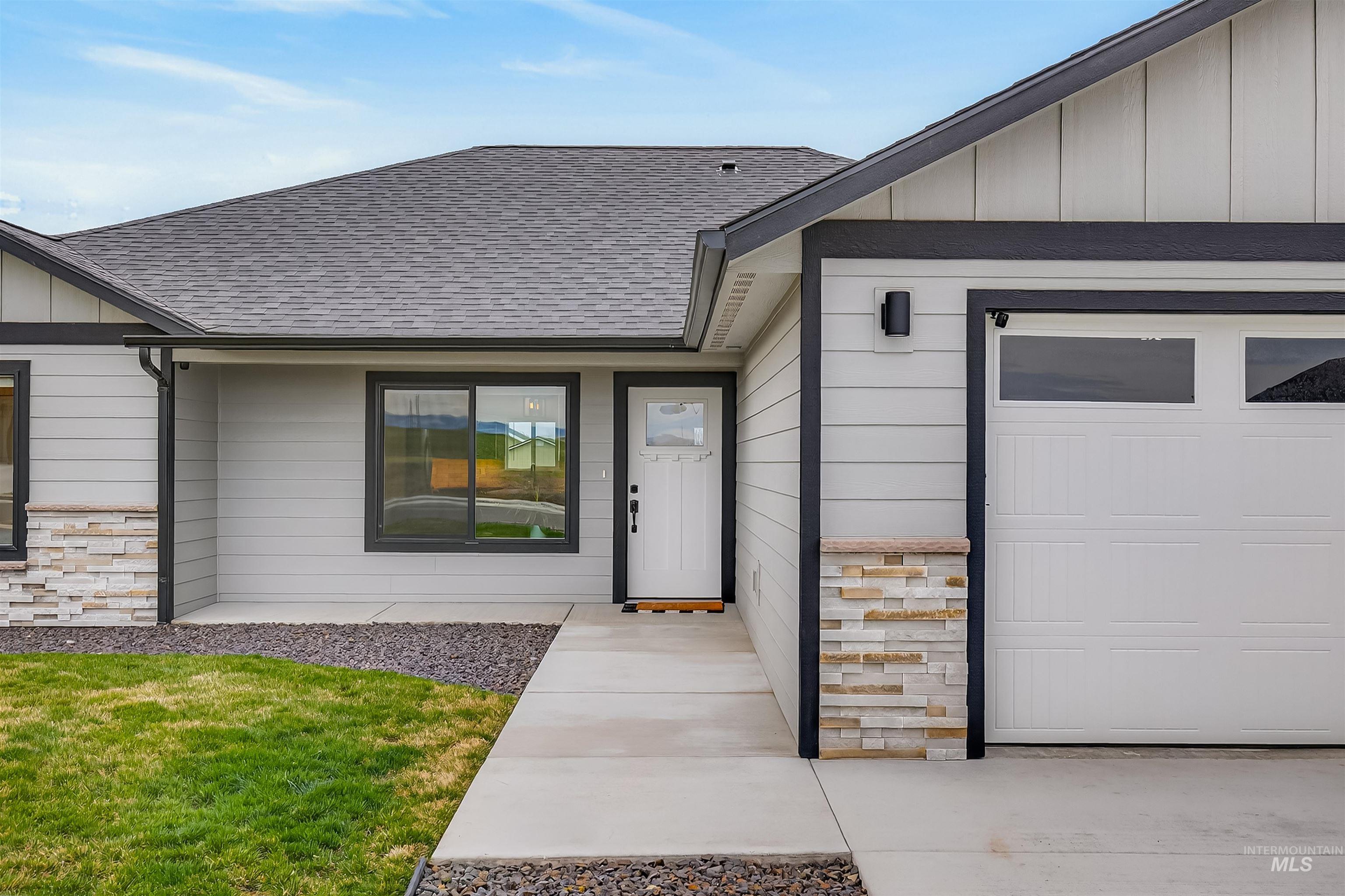 3732 Skyview Drive, Lewiston, Idaho 83501, 3 Bedrooms, 2 Bathrooms, Residential For Sale, Price $535,000,MLS 98979174