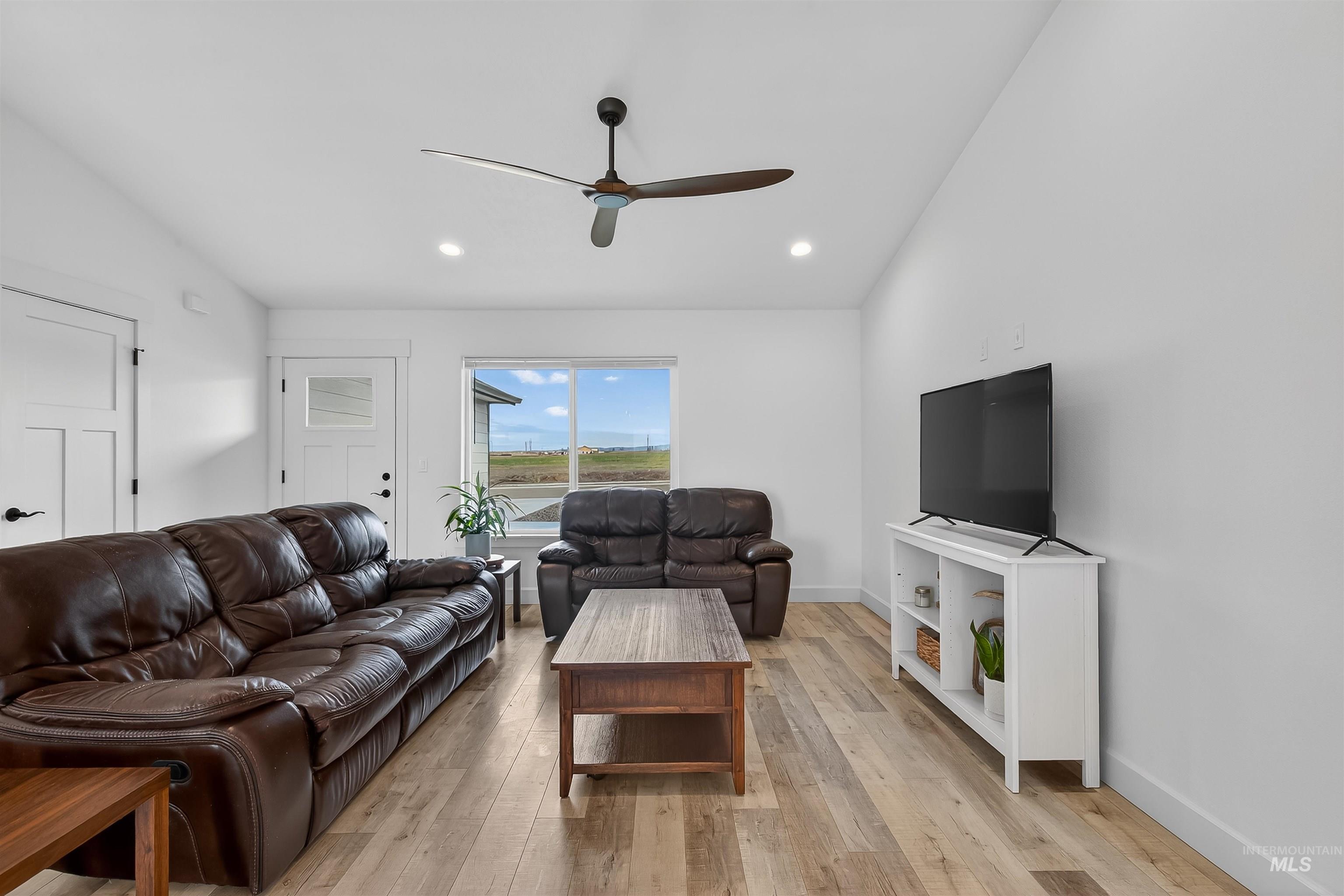 3732 Skyview Drive, Lewiston, Idaho 83501, 3 Bedrooms, 2 Bathrooms, Residential For Sale, Price $535,000,MLS 98979174