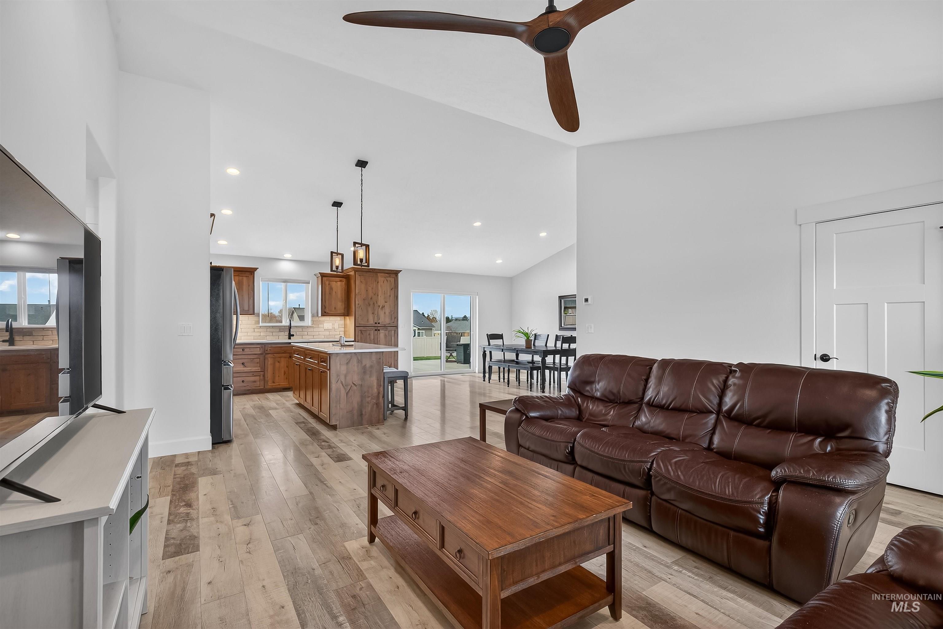 3732 Skyview Drive, Lewiston, Idaho 83501, 3 Bedrooms, 2 Bathrooms, Residential For Sale, Price $535,000,MLS 98979174