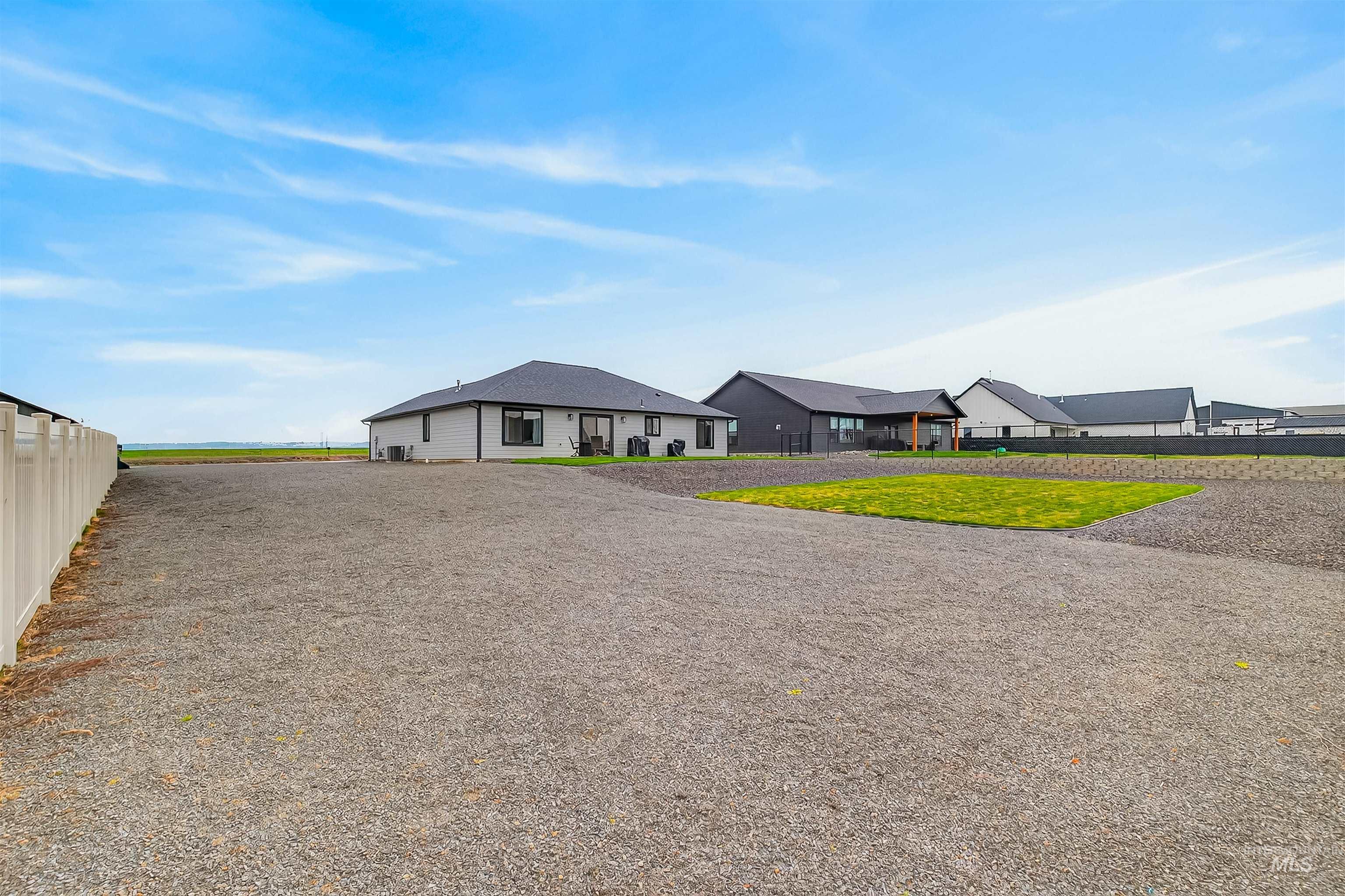 3732 Skyview Drive, Lewiston, Idaho 83501, 3 Bedrooms, 2 Bathrooms, Residential For Sale, Price $535,000,MLS 98979174