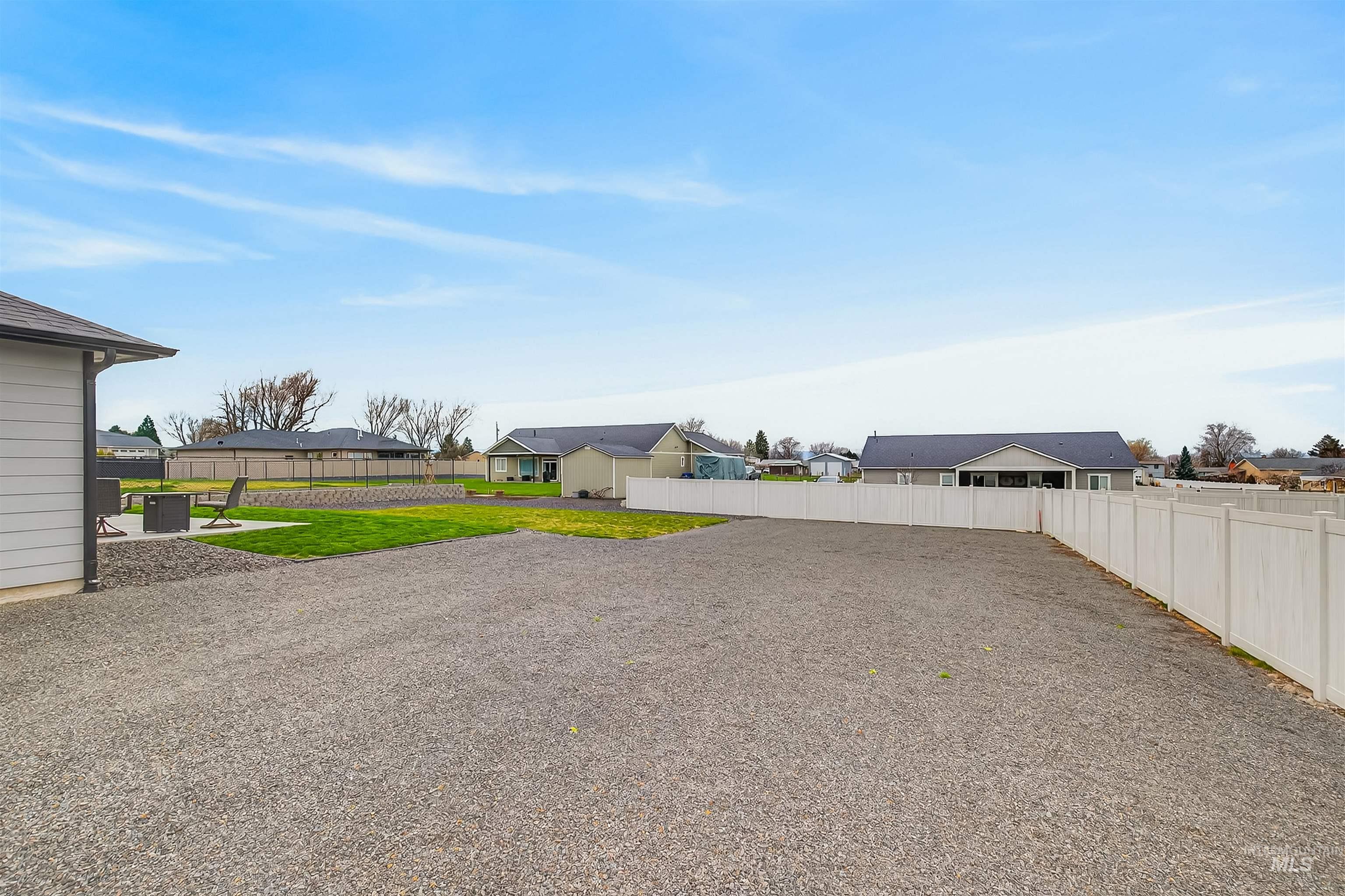 3732 Skyview Drive, Lewiston, Idaho 83501, 3 Bedrooms, 2 Bathrooms, Residential For Sale, Price $535,000,MLS 98979174