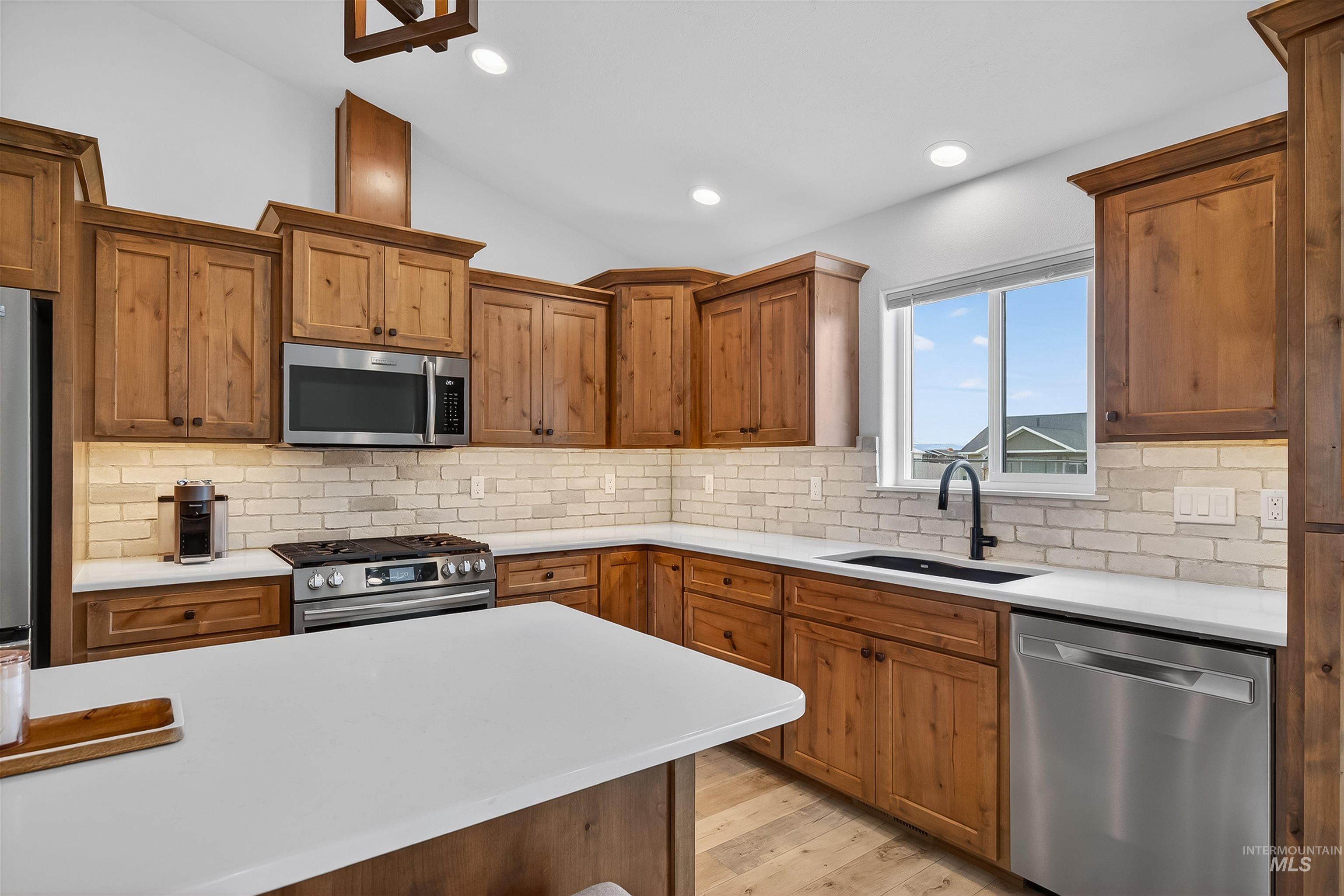 3732 Skyview Drive, Lewiston, Idaho 83501, 3 Bedrooms, 2 Bathrooms, Residential For Sale, Price $535,000,MLS 98979174