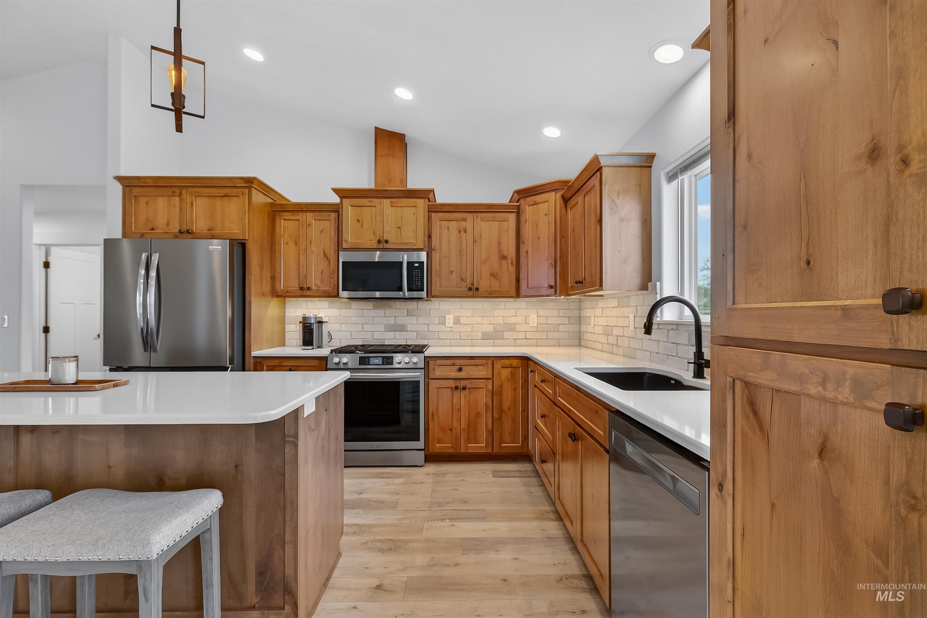 3732 Skyview Drive, Lewiston, Idaho 83501, 3 Bedrooms, 2 Bathrooms, Residential For Sale, Price $535,000,MLS 98979174