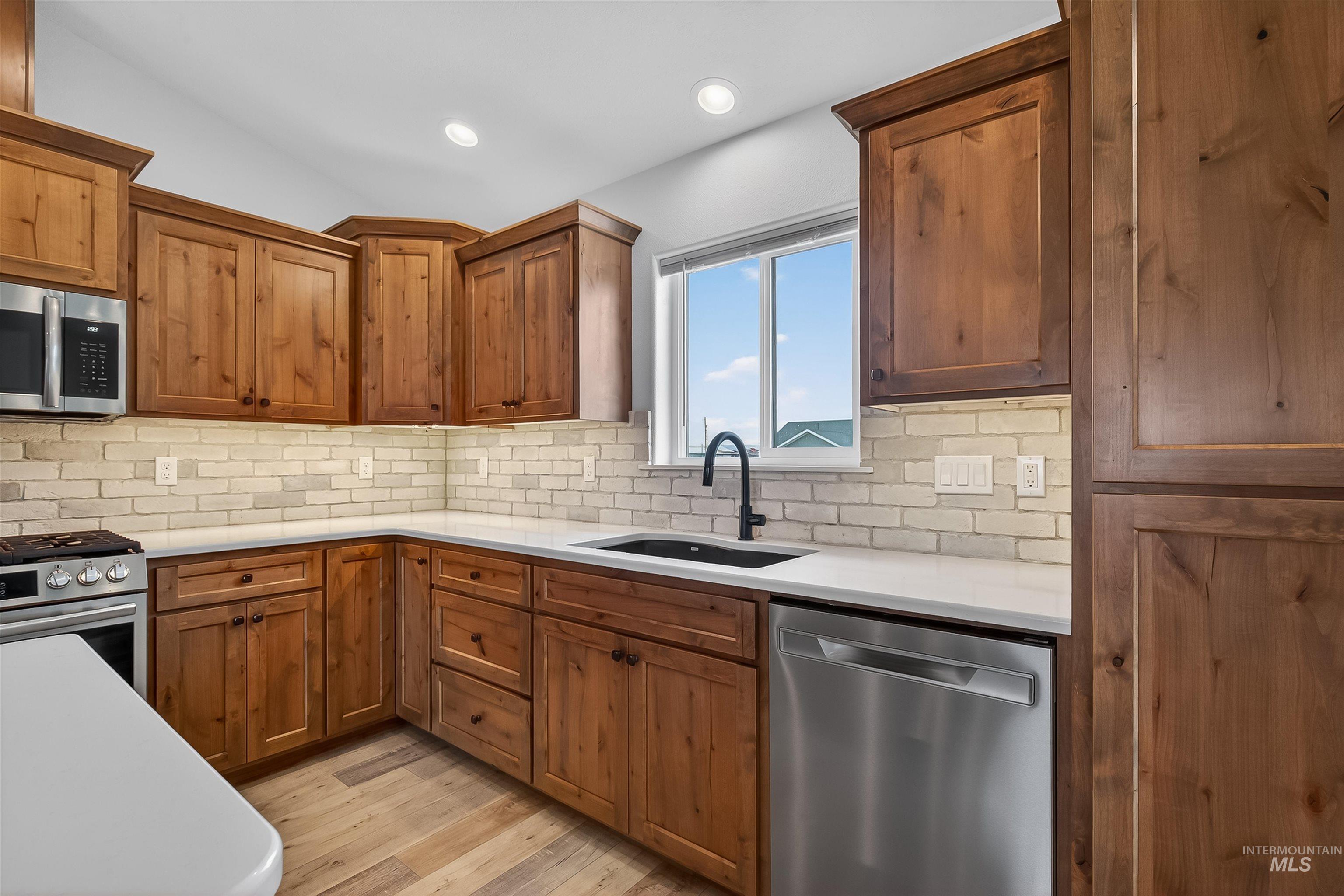 3732 Skyview Drive, Lewiston, Idaho 83501, 3 Bedrooms, 2 Bathrooms, Residential For Sale, Price $535,000,MLS 98979174