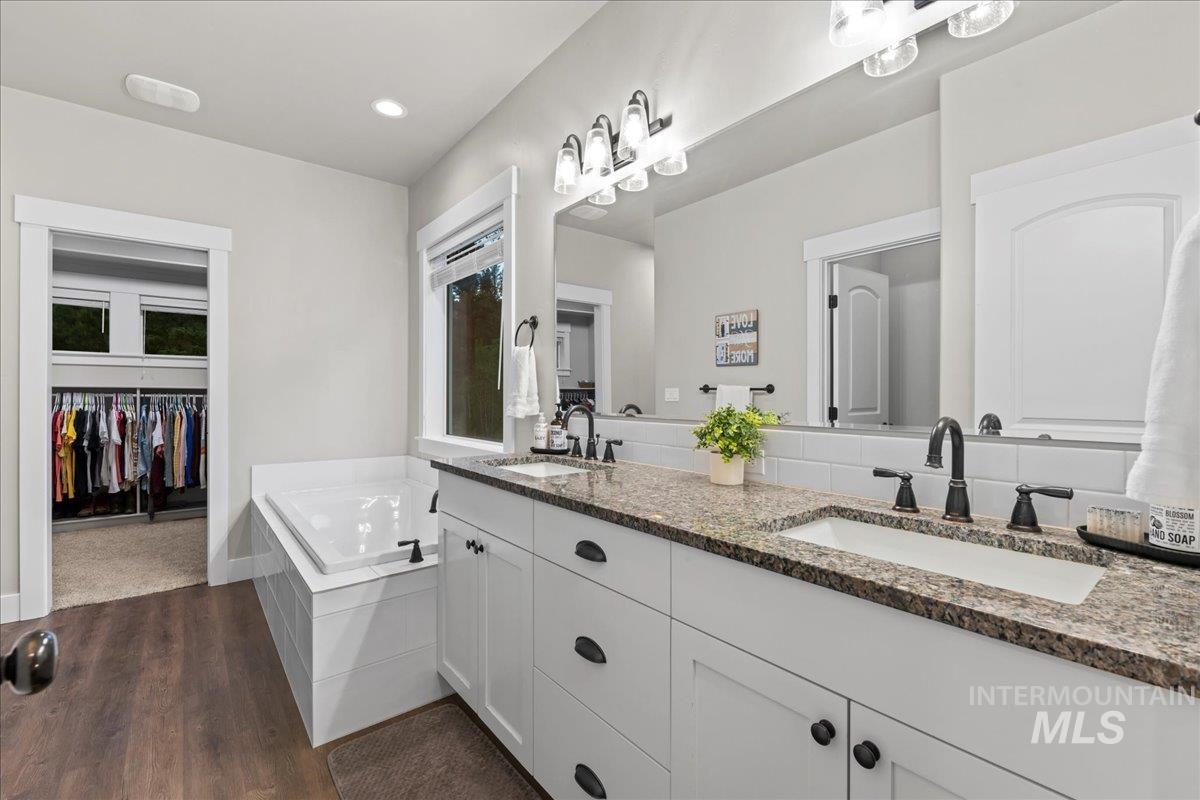 11 Cresent Cir, Idaho City, Idaho 83631, 4 Bedrooms, 3 Bathrooms, Residential For Sale, Price $900,000,MLS 98979175