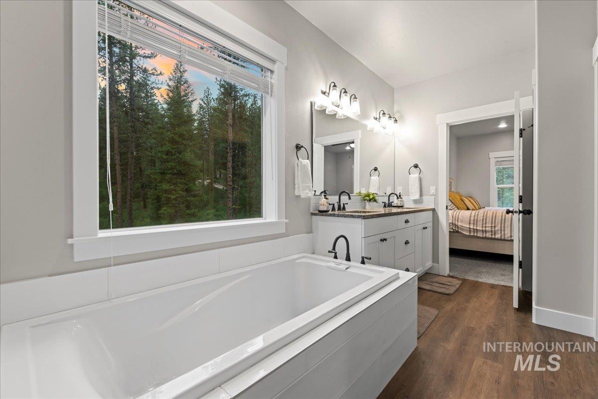 11 Cresent Cir, Idaho City, Idaho 83631, 4 Bedrooms, 3 Bathrooms, Residential For Sale, Price $900,000,MLS 98979175