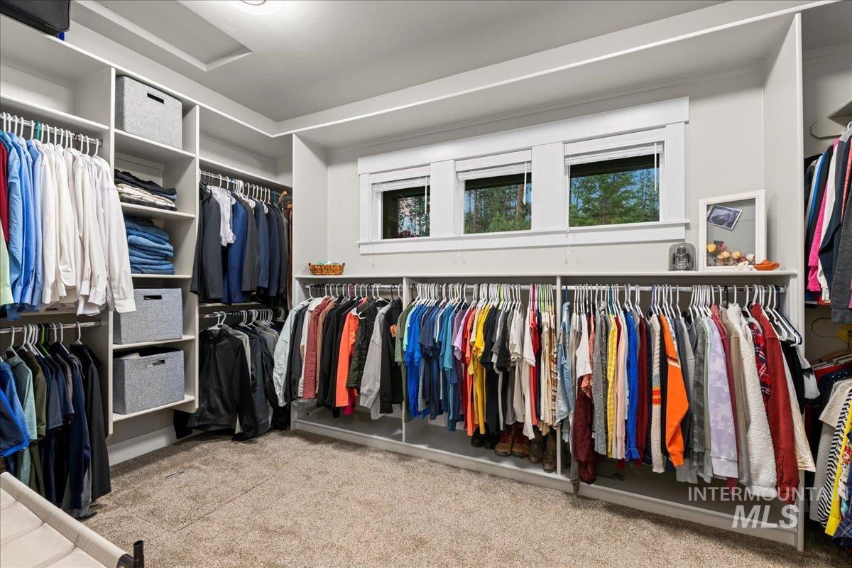 11 Cresent Cir, Idaho City, Idaho 83631, 4 Bedrooms, 3 Bathrooms, Residential For Sale, Price $900,000,MLS 98979175