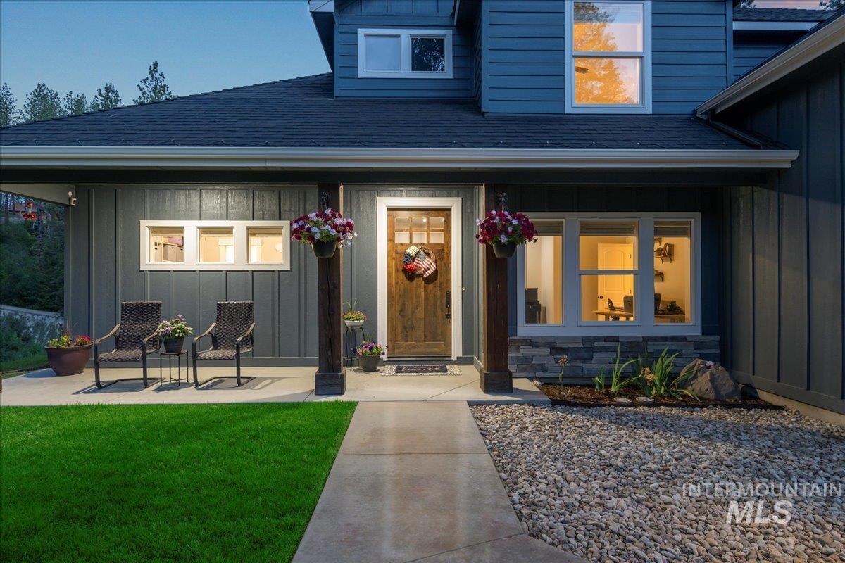 11 Cresent Cir, Idaho City, Idaho 83631, 4 Bedrooms, 3 Bathrooms, Residential For Sale, Price $900,000,MLS 98979175