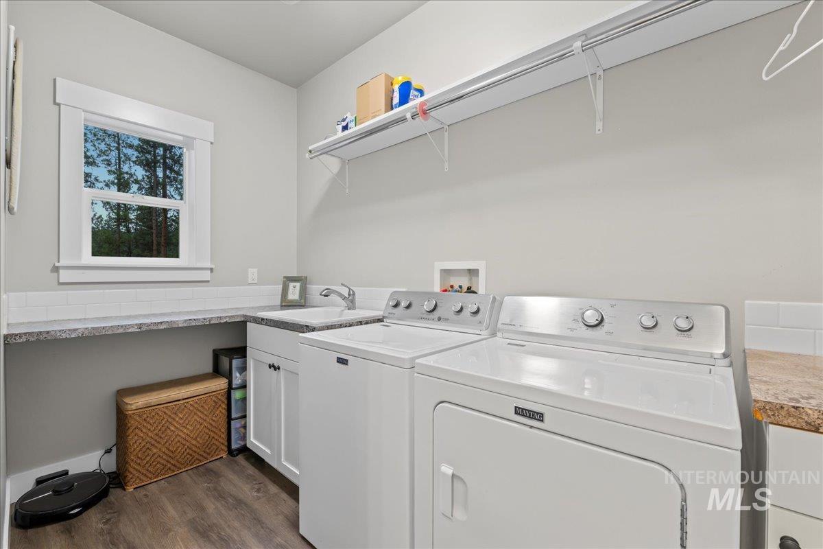 11 Cresent Cir, Idaho City, Idaho 83631, 4 Bedrooms, 3 Bathrooms, Residential For Sale, Price $900,000,MLS 98979175