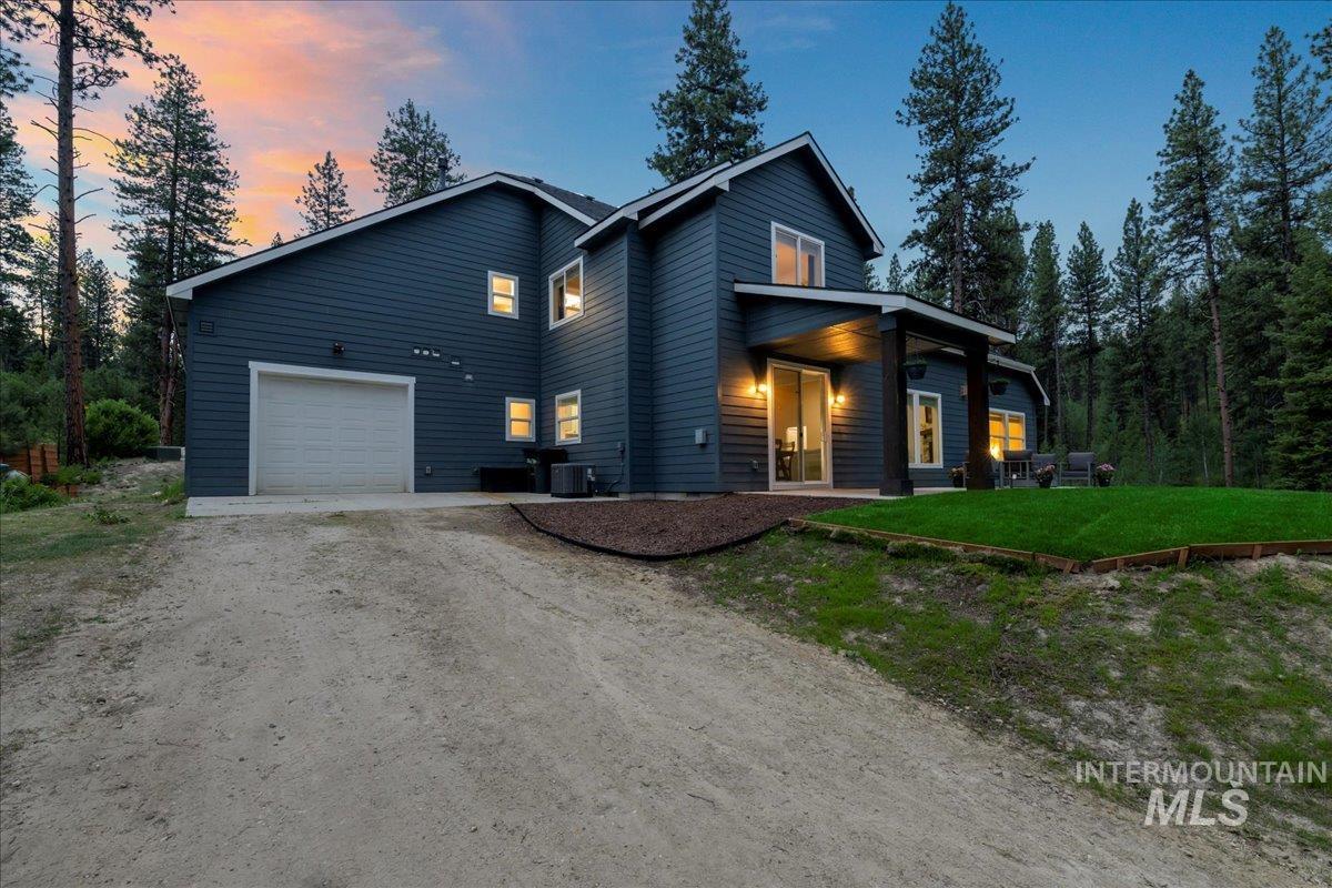 11 Cresent Cir, Idaho City, Idaho 83631, 4 Bedrooms, 3 Bathrooms, Residential For Sale, Price $900,000,MLS 98979175
